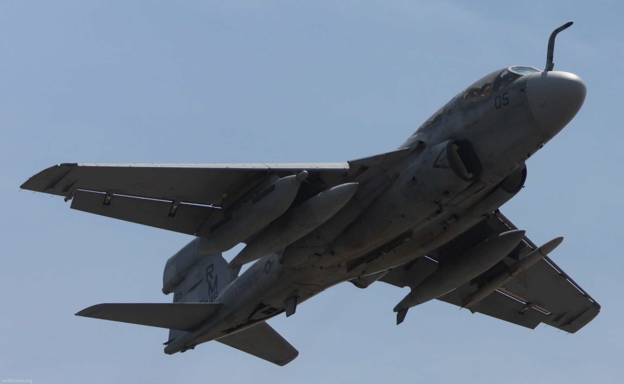 vmaq-4 seahawks ea-6b prowler marine tactical electronic warfare squadron usmc 17 cherry point airshow