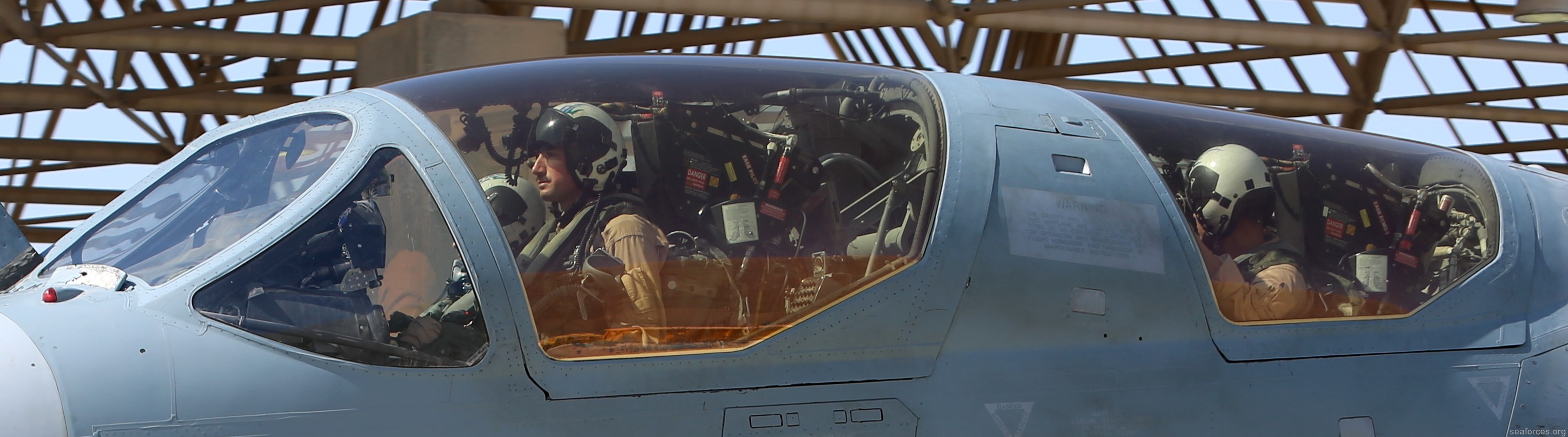 vmaq-4 seahawks ea-6b prowler marine tactical electronic warfare squadron usmc 33a cockpit view