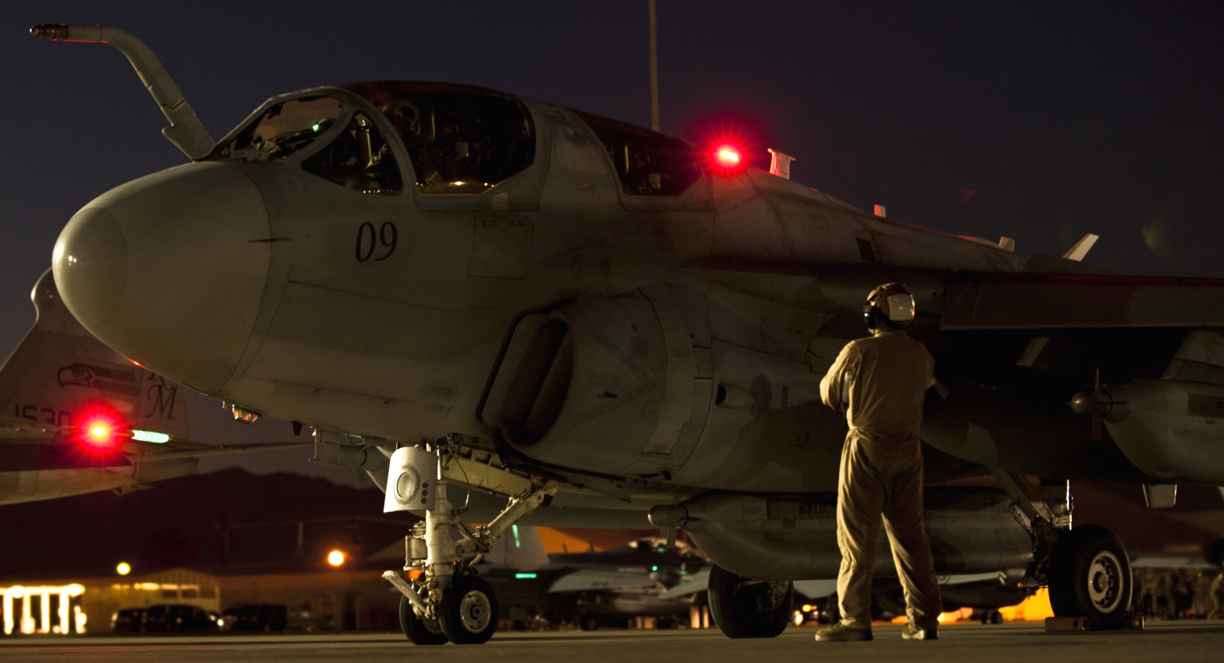 vmaq-4 seahawks ea-6b prowler marine tactical electronic warfare squadron usmc 49 night operations