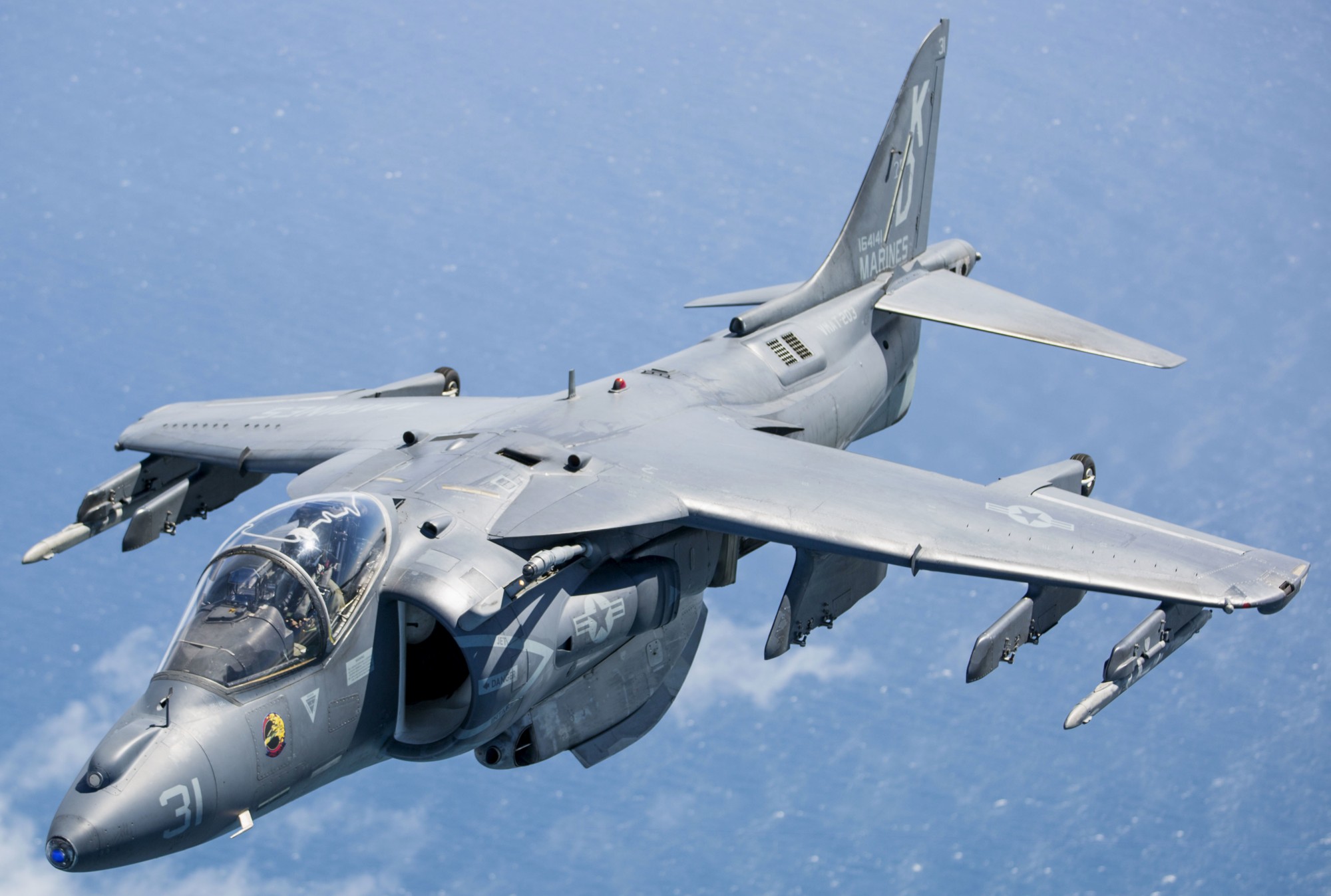 vmat-203 hawks marine attack training squadron av-8b harrier ii mcas cherry point north carolina 28