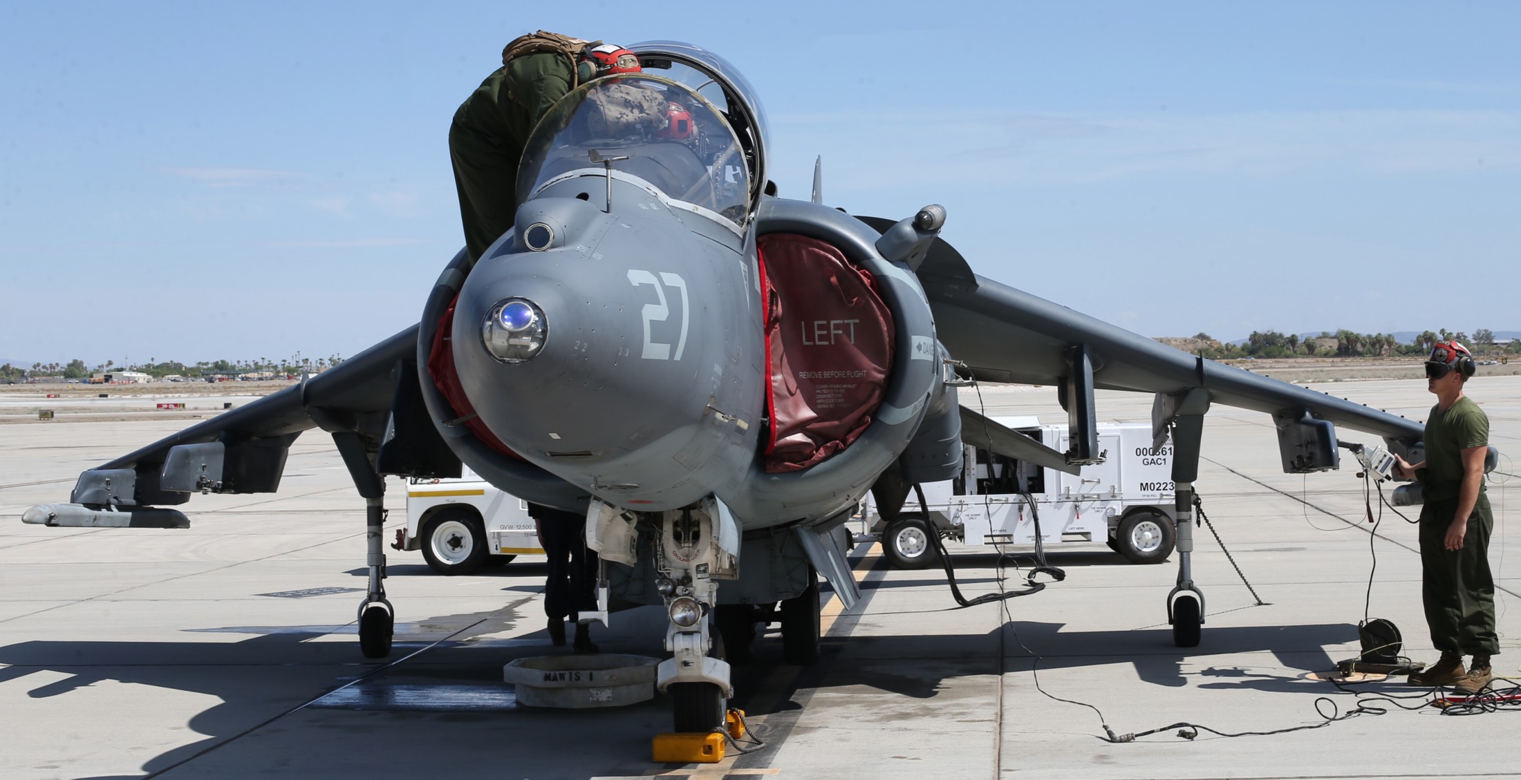 vmat-203 hawks marine attack training squadron av-8b harrier ii mcas yuma arizona 43