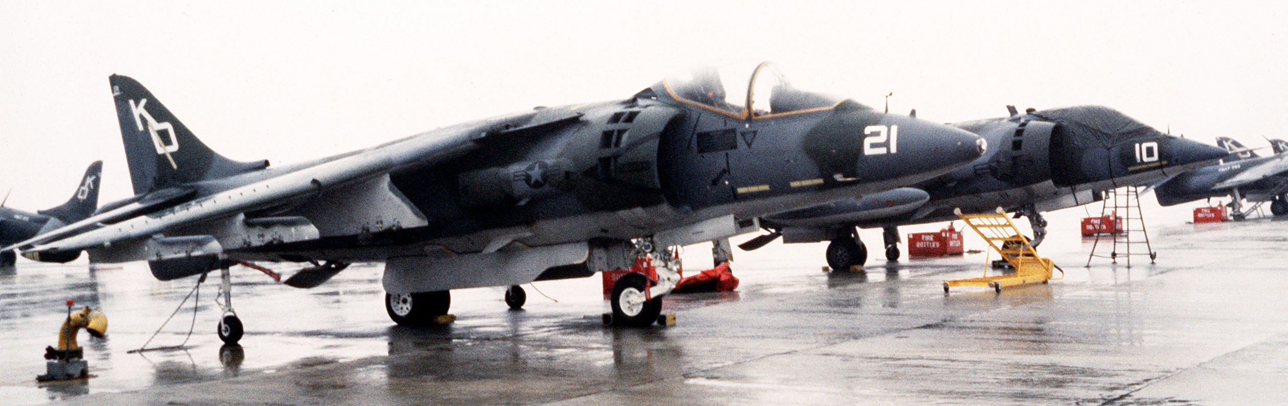 vmat-203 hawks marine attack training squadron av-8a harrier 03p