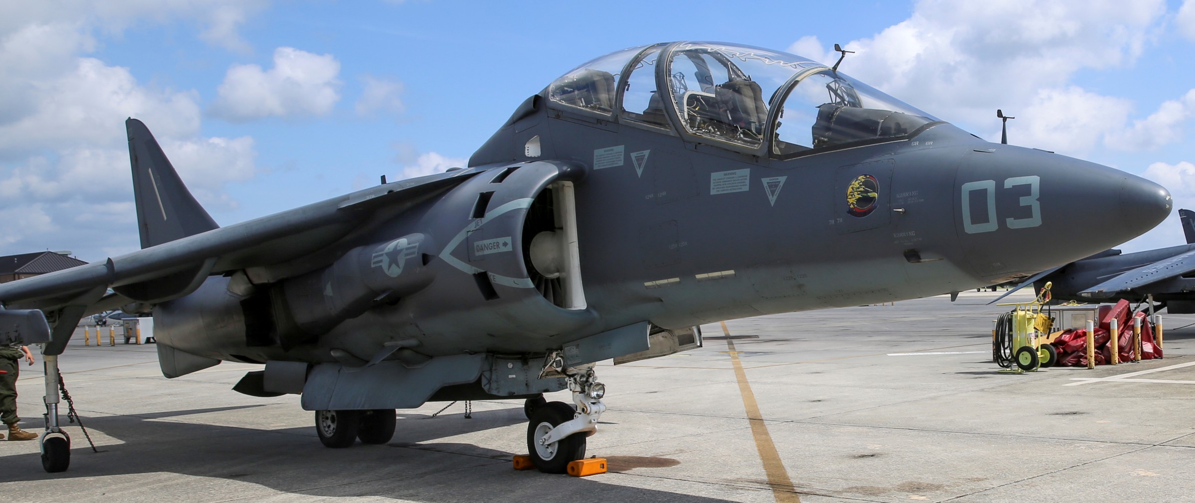 vmat-203 hawks marine attack training squadron tav-8b harrier ii mcas beaufort south carolina 33p