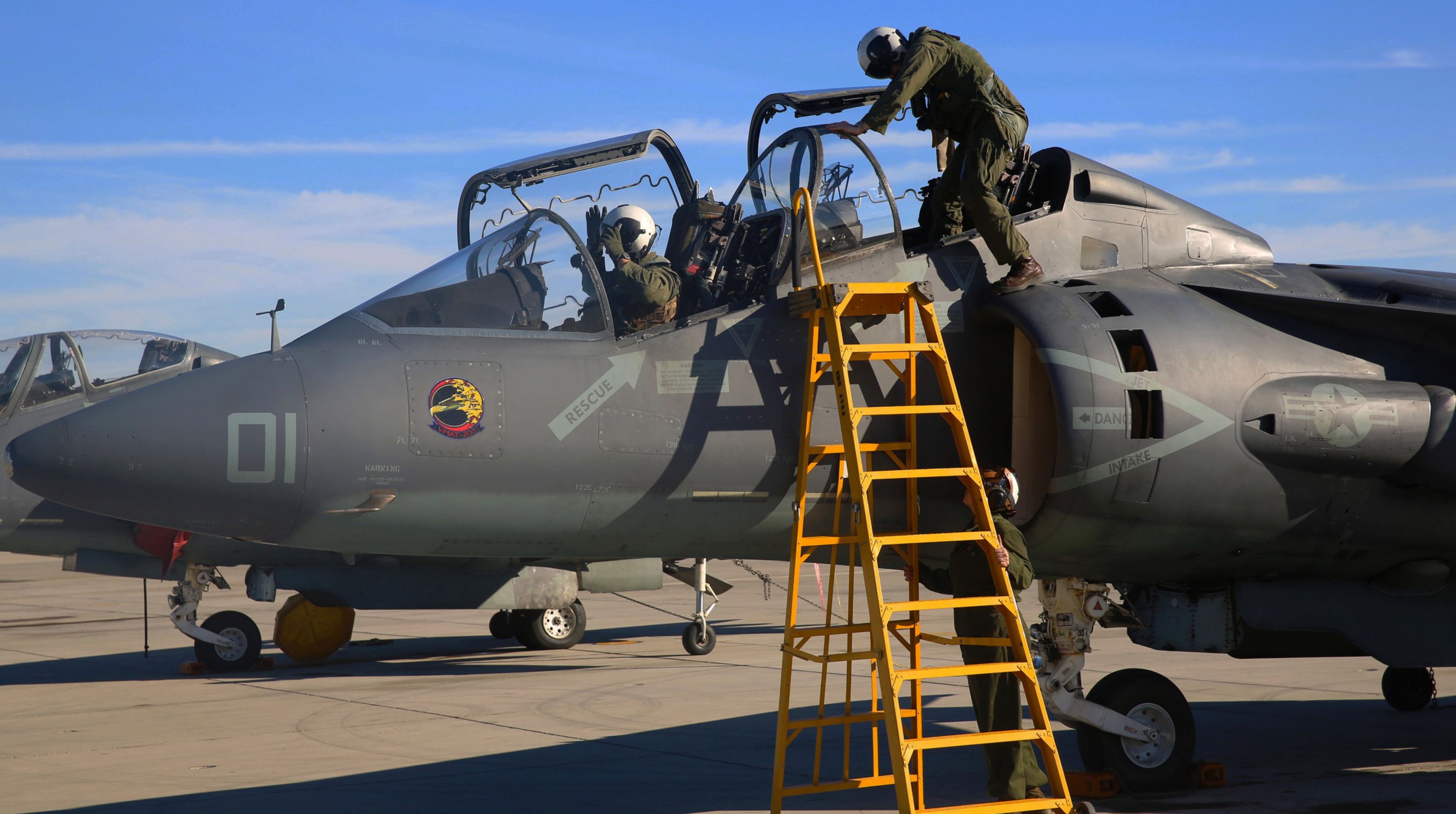 vmat-203 hawks marine attack training squadron tav-8b harrier ii mcas yuma arizona 38p