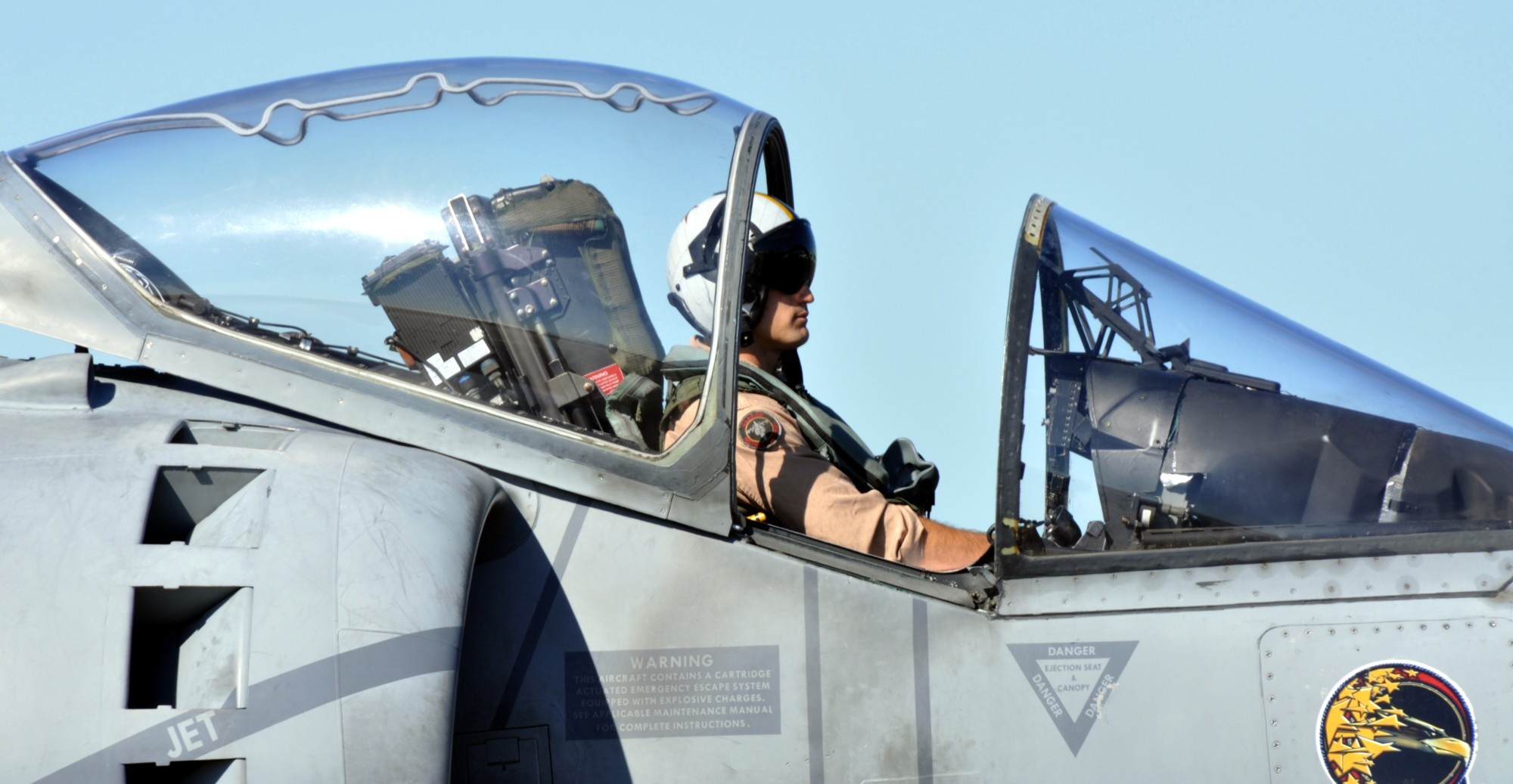 vmat-203 hawks av-8b harrier training replacement squadron usmc