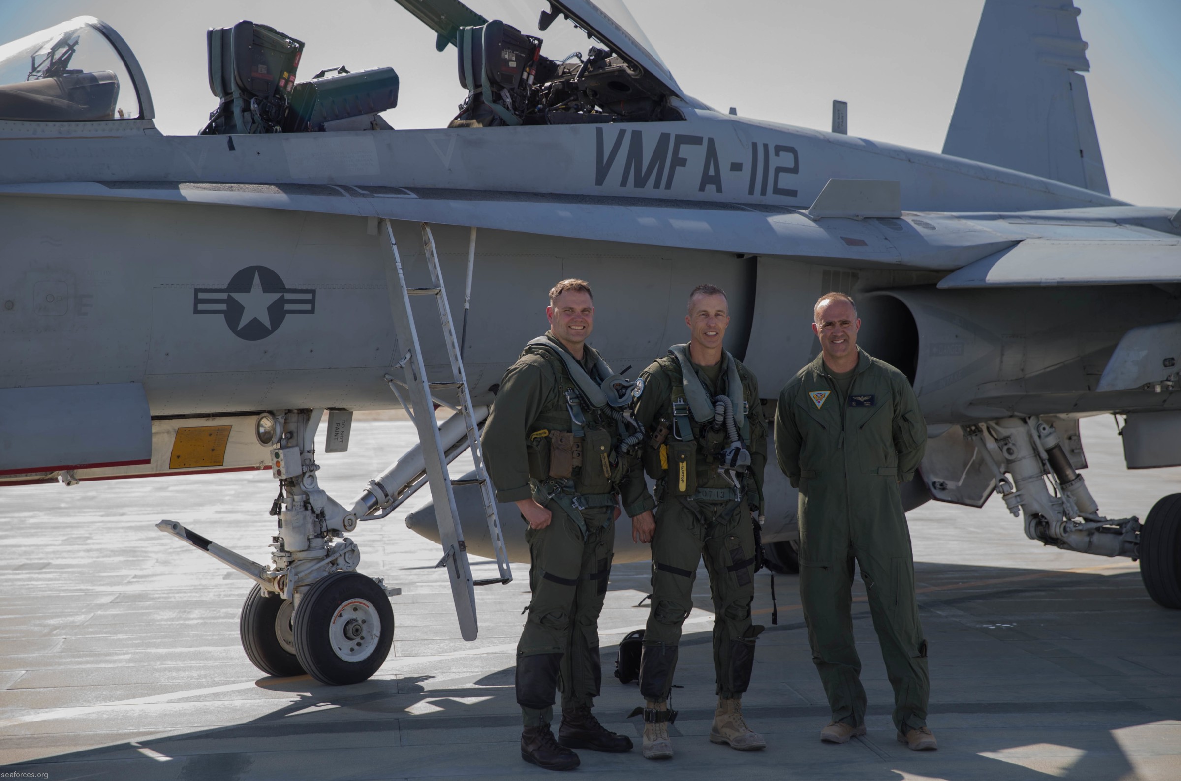 vmfa-112 cowboys marine fighter attack squadron f/a-18b hornet 05