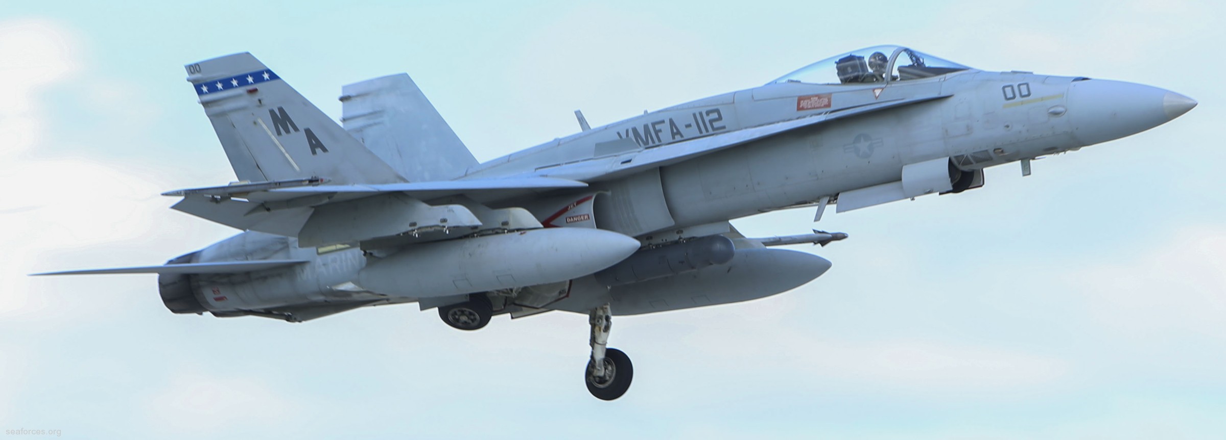 vmfa-112 cowboys marine fighter attack squadron f/a-18a+ hornet 17 guam