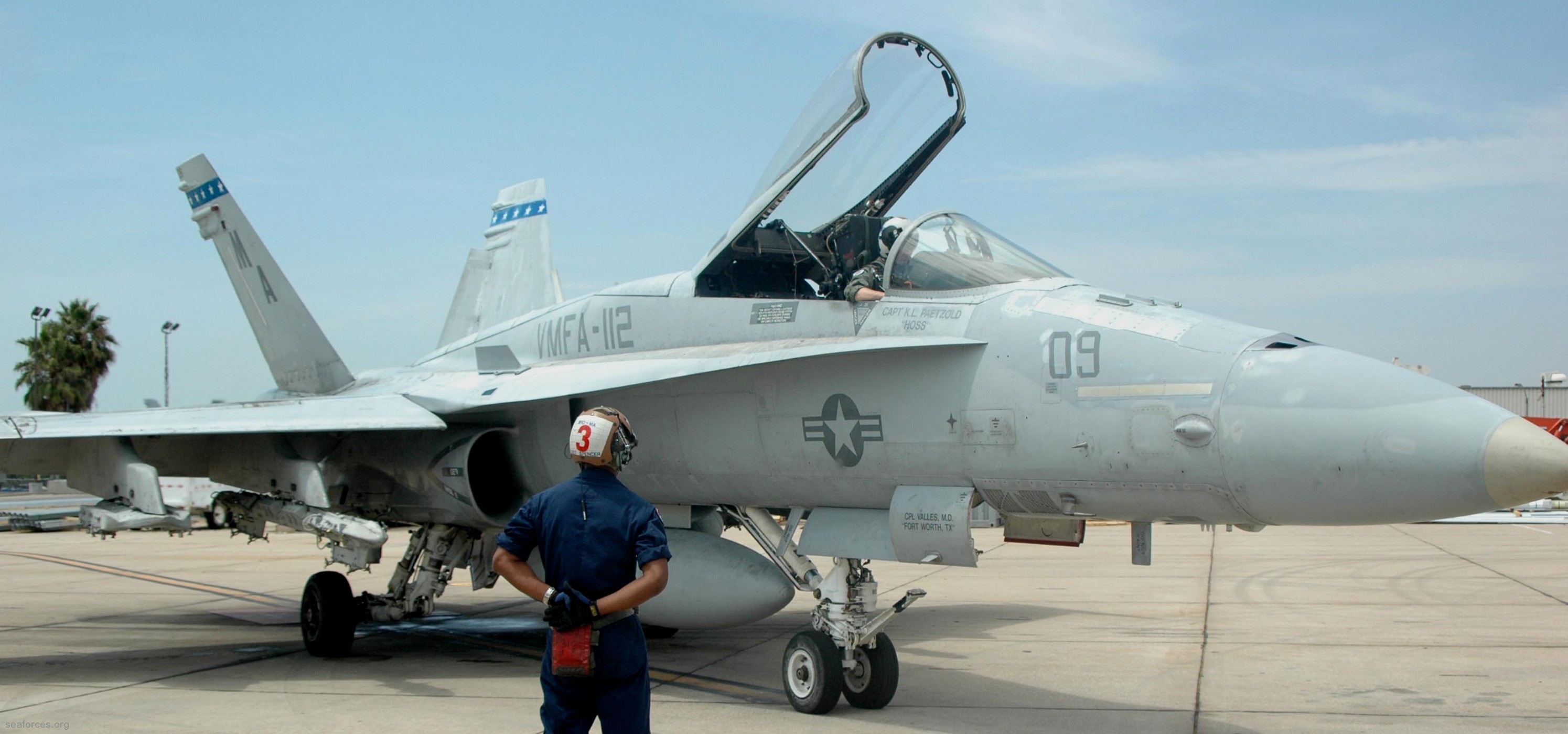 vmfa-112 cowboys marine fighter attack squadron f/a-18a+ hornet 38