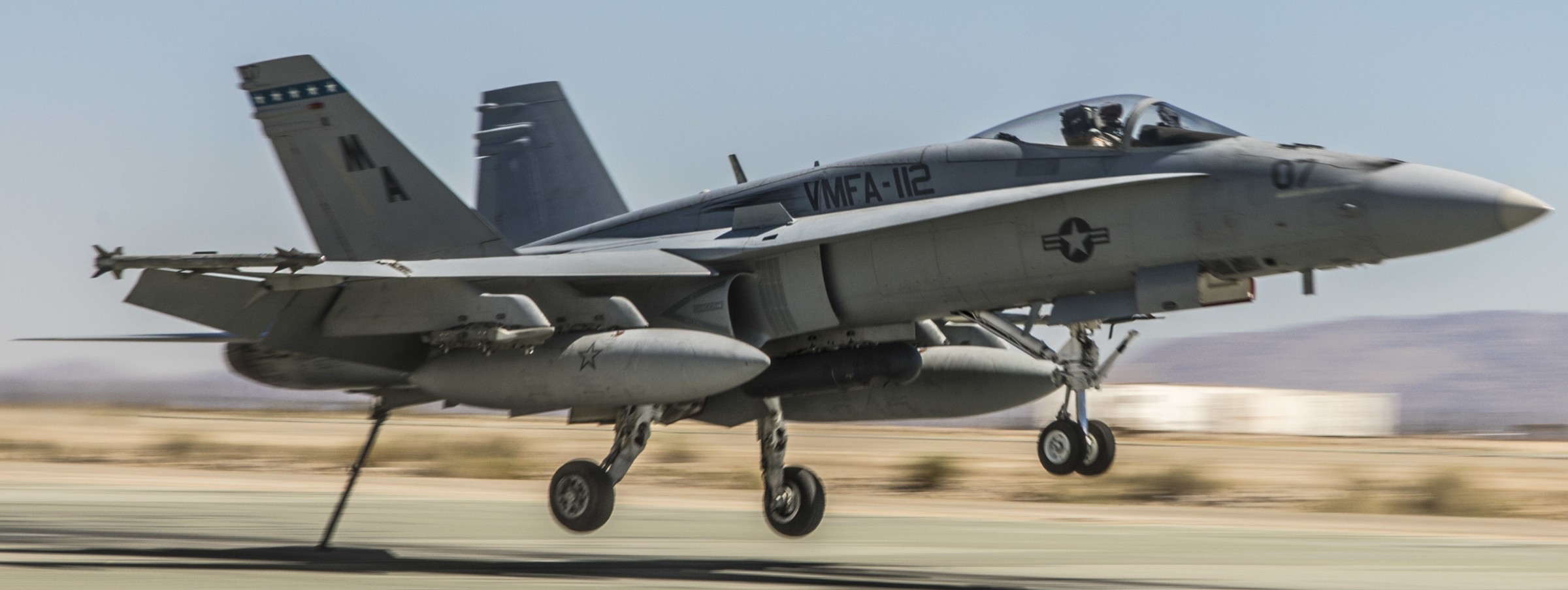 vmfa-112 cowboys marine fighter attack squadron usmc f/a-18c hornet 53 air ground combat center twentynine palms