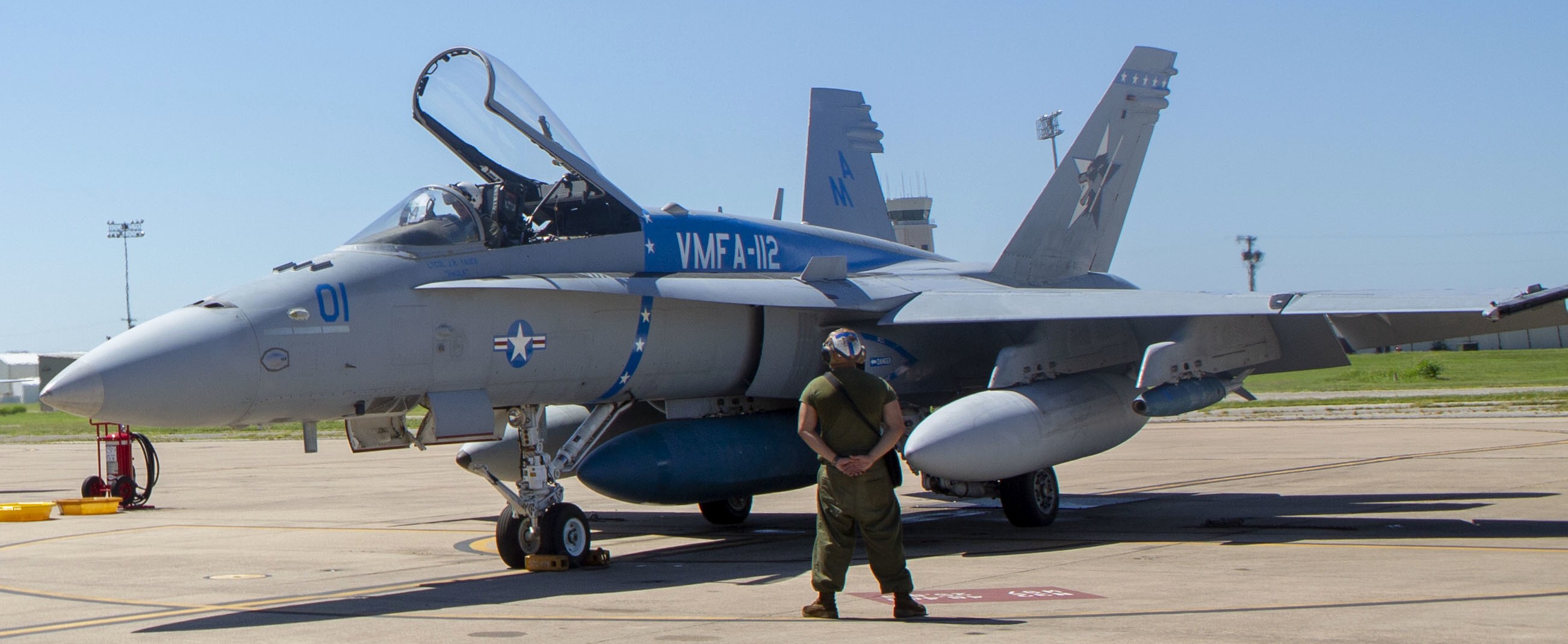 vmfa-112 cowboys marine fighter attack squadron usmc f/a-18c hornet 60