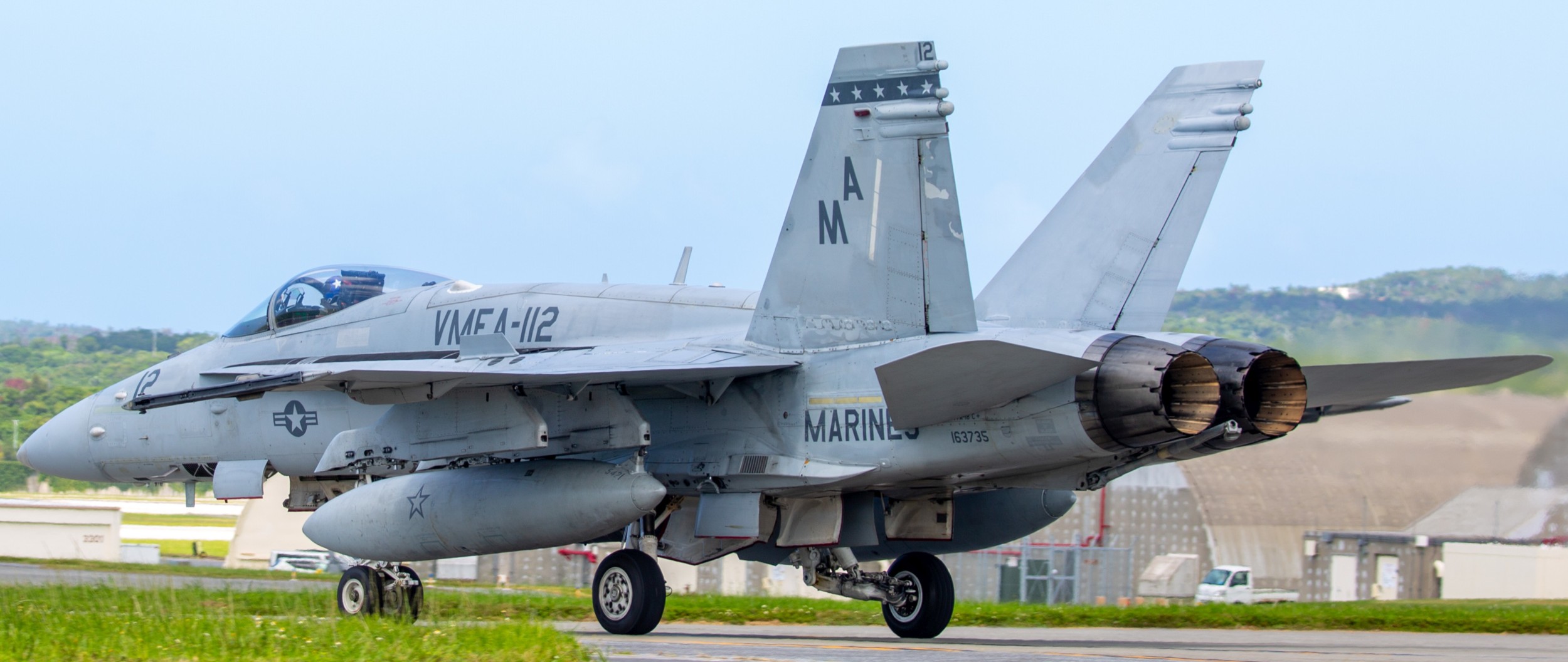 vmfa-112 cowboys marine fighter attack squadron usmc f/a-18c hornet 72 kadena air base japan