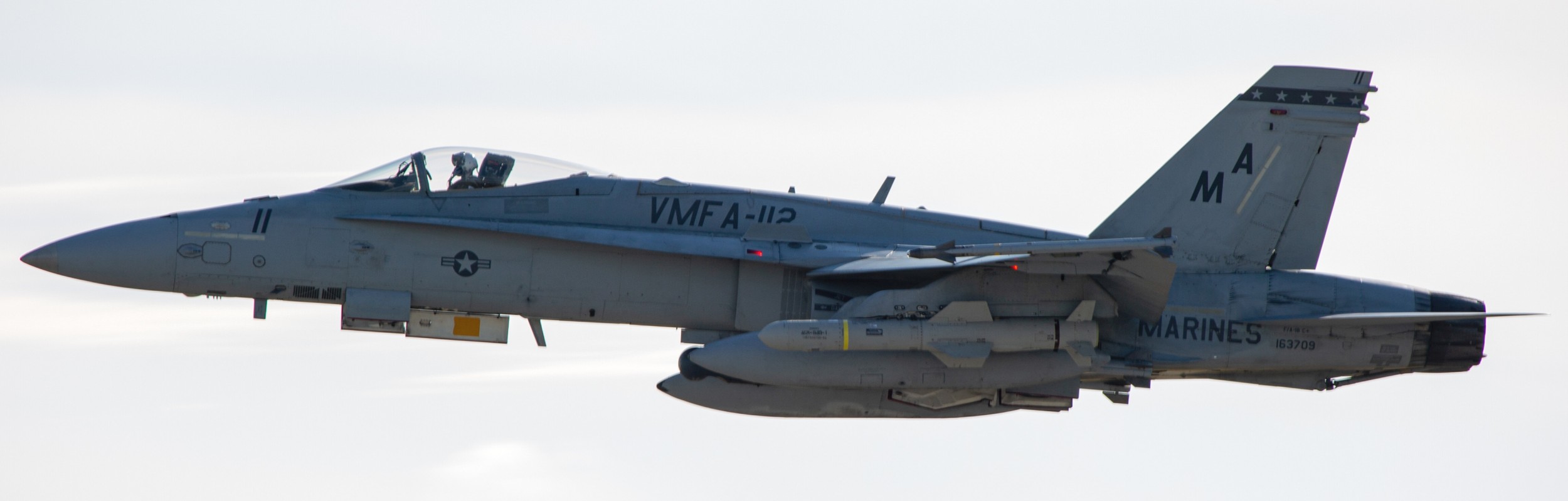 vmfa-112 cowboys marine fighter attack squadron usmc f/a-18c hornet 84