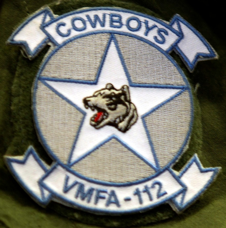 vmfa-112 cowboys insignia crest patch badge marine fighter attack squadron usmc f/a-18c hornet 03p