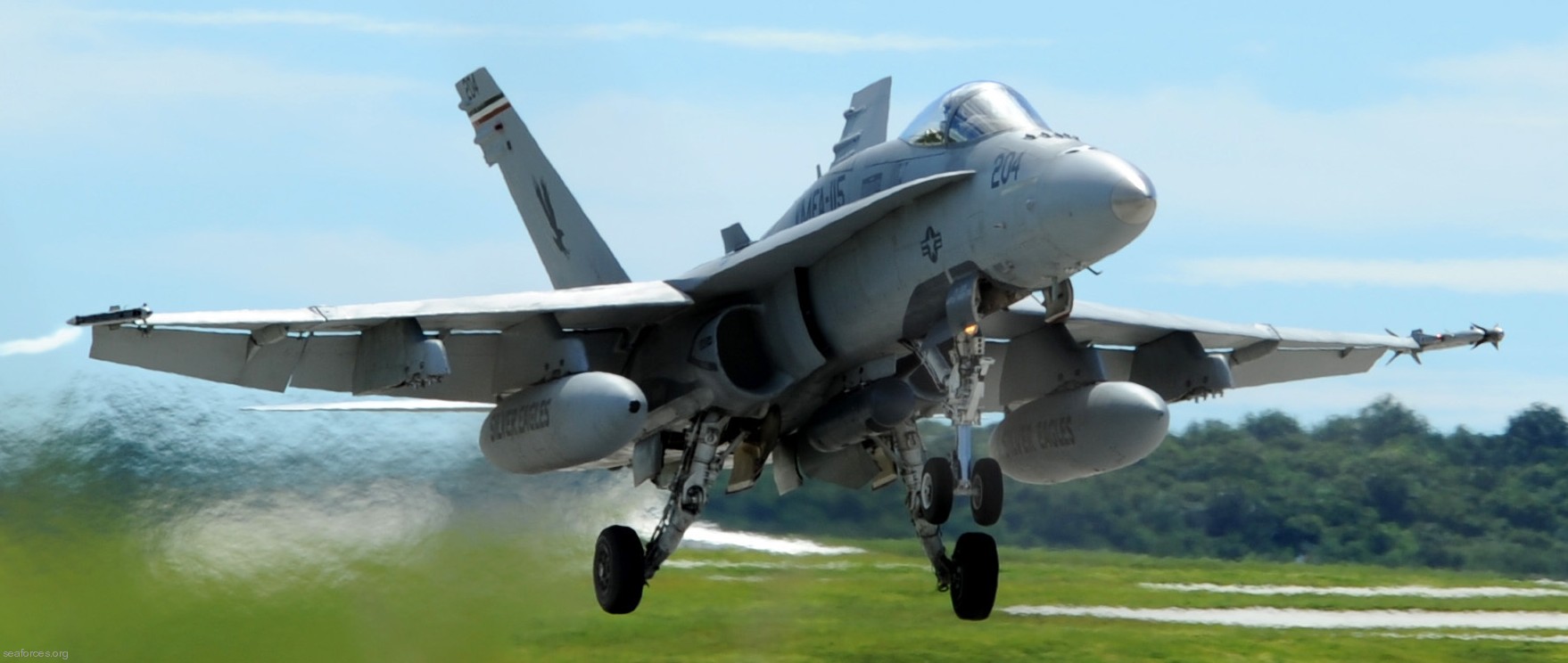 vmfa-115 silver eagles marine fighter attack squadron f/a-18a+ hornet 142
