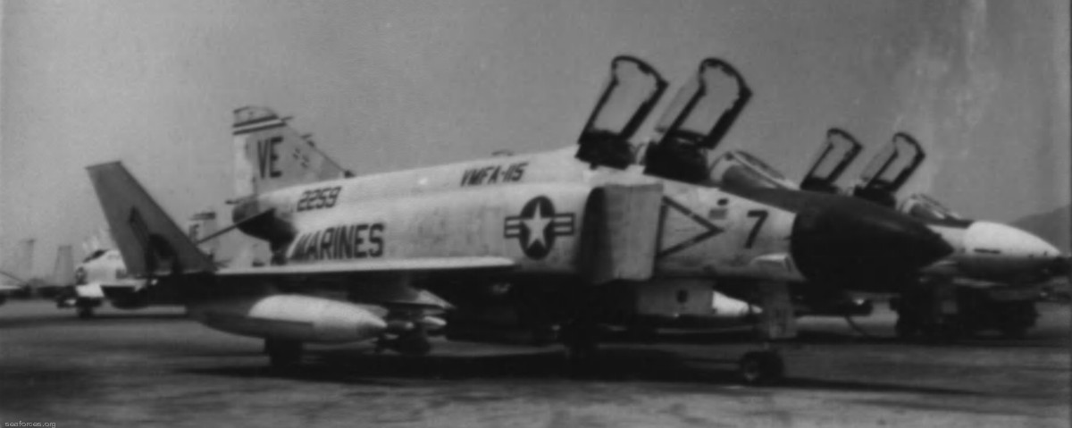 vmfa-115 silver eagles marine fighter attack squadron f-4b phantom ii 171