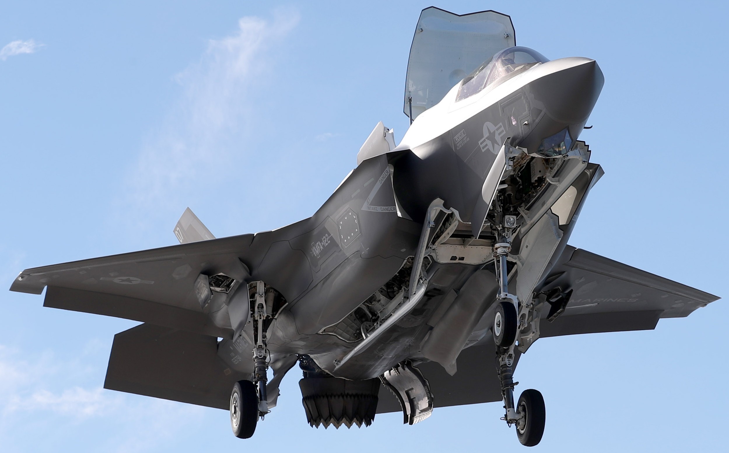 vmfa-122 flying leathernecks marine fighter attack squadron f-35b lightning ii uss tripoli lha-7 2022 156