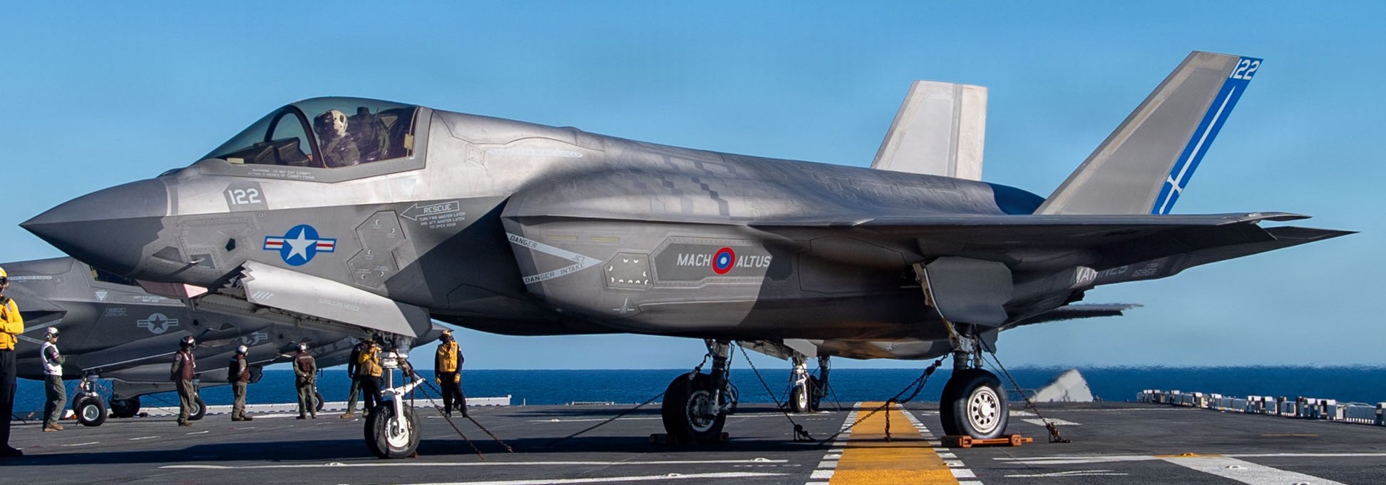 vmfa-122 werewolves marine fighter attack squadron f-35b lightning ii uss boxer lhd-4 2025 200