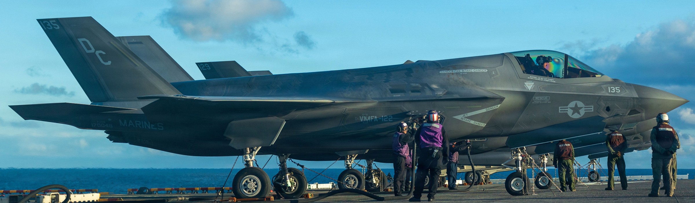 vmfa-122 werewolves marine fighter attack squadron f-35b lightning ii uss boxer lhd-4 202