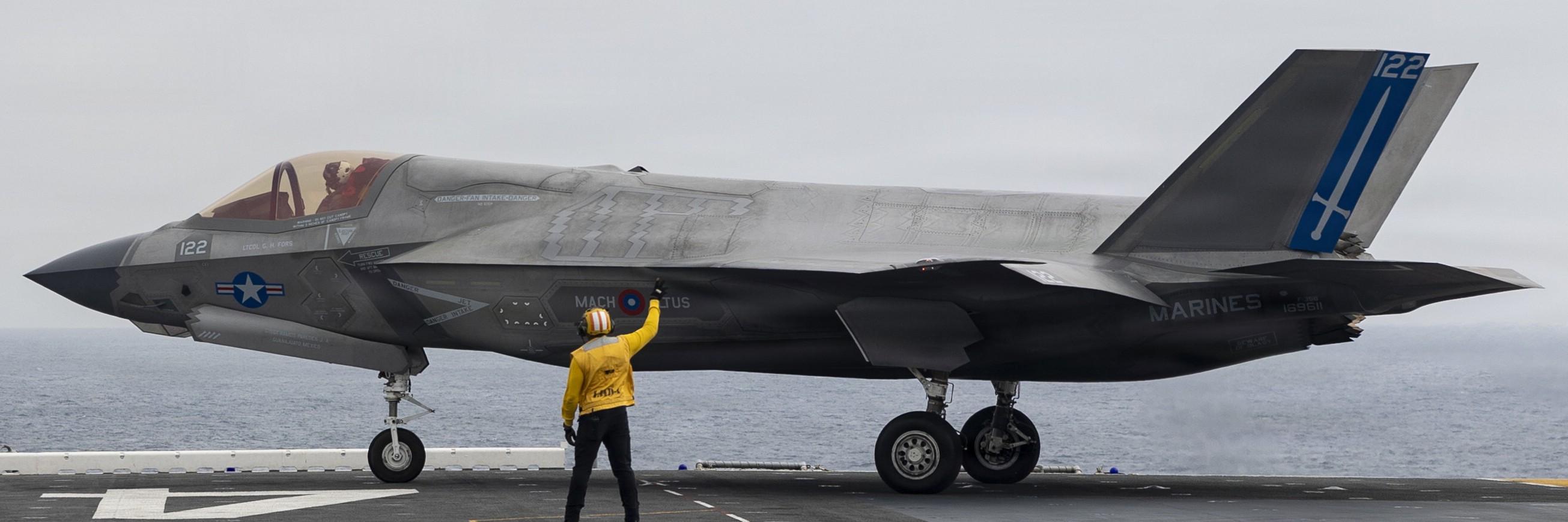 vmfa-122 werewolves marine fighter attack squadron f-35b lightning ii uss boxer lhd-4 209