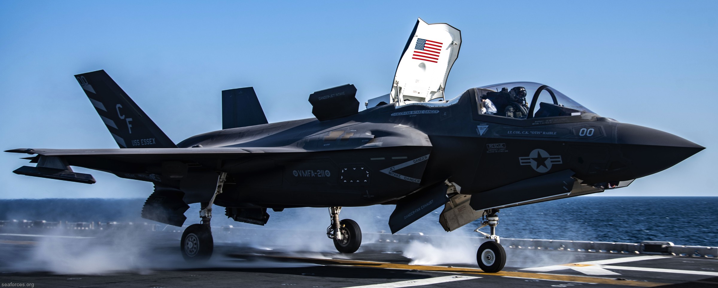 vmfa-211 avengers f-35b lightning ii jsf marine fighter attack squadron 19