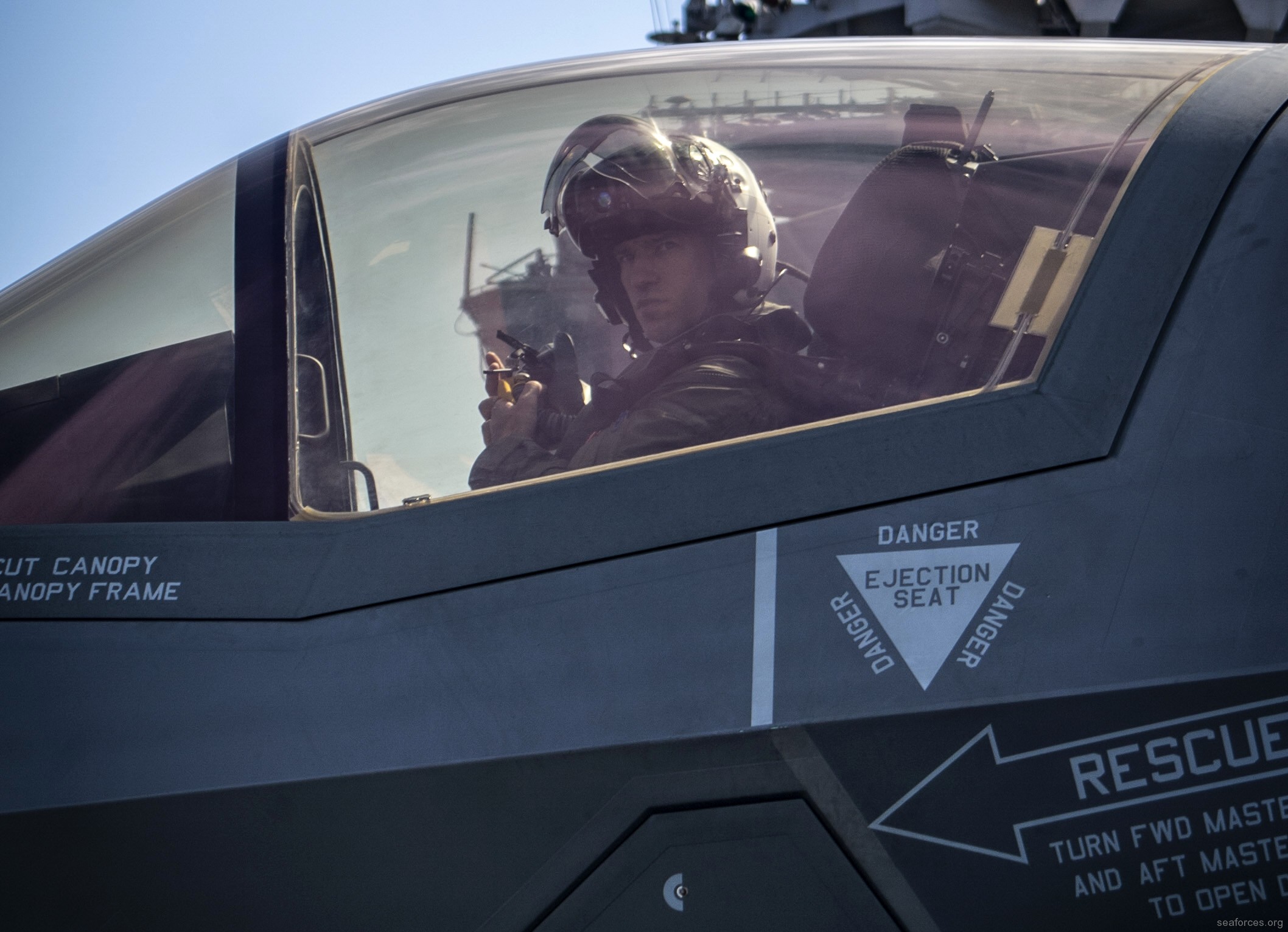 vmfa-211 avengers f-35b lightning ii jsf marine fighter attack squadron 24