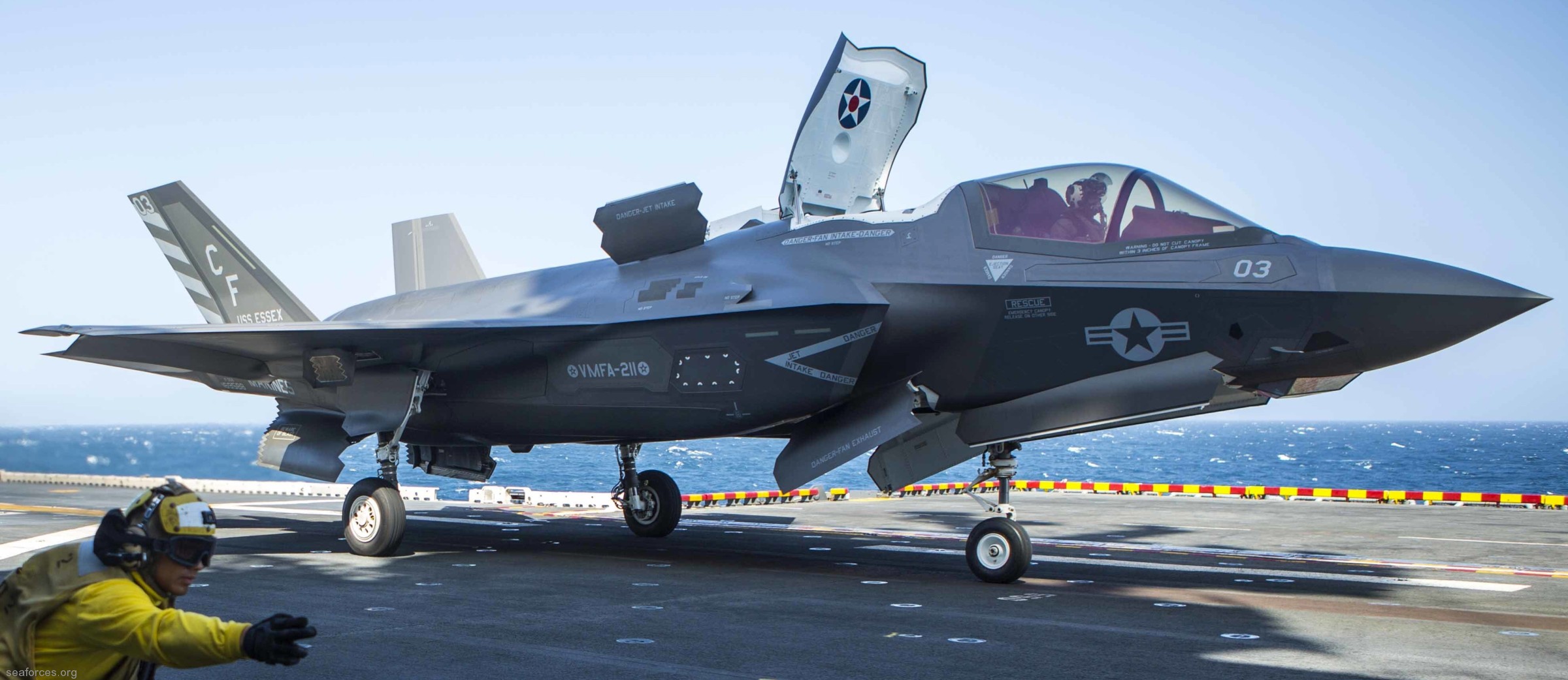 vmfa-211 avengers f-35b lightning ii jsf marine fighter attack squadron 32
