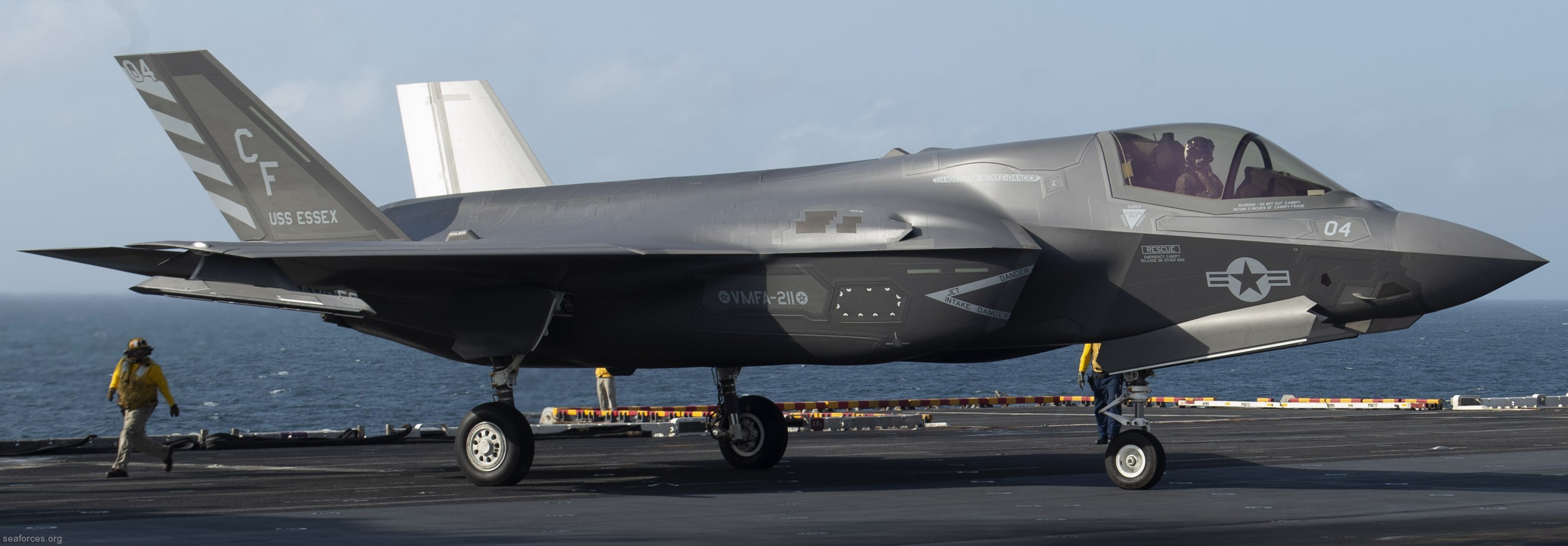 vmfa-211 avengers f-35b lightning ii jsf marine fighter attack squadron 33