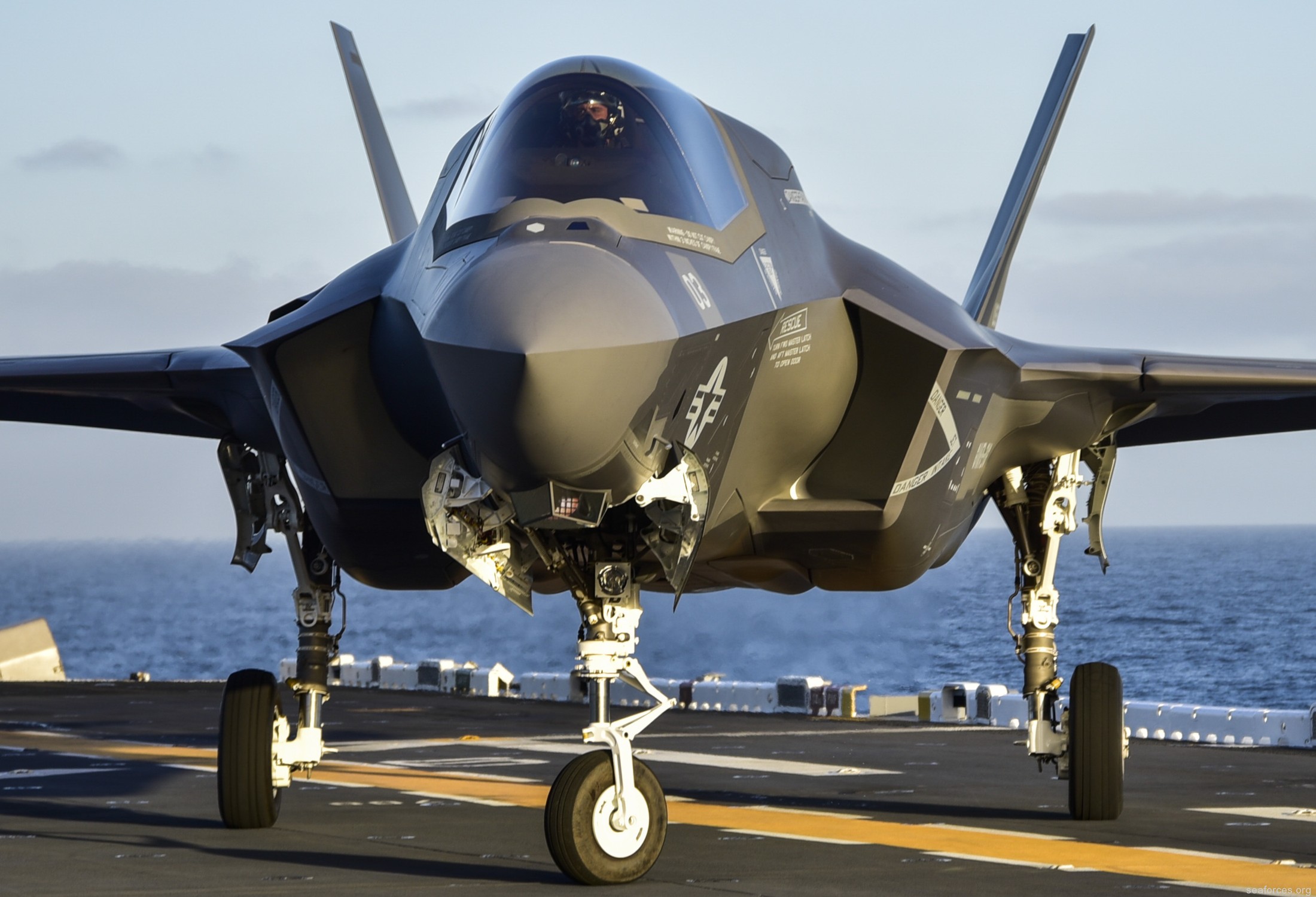 vmfa-211 avengers f-35b lightning ii jsf marine fighter attack squadron 42