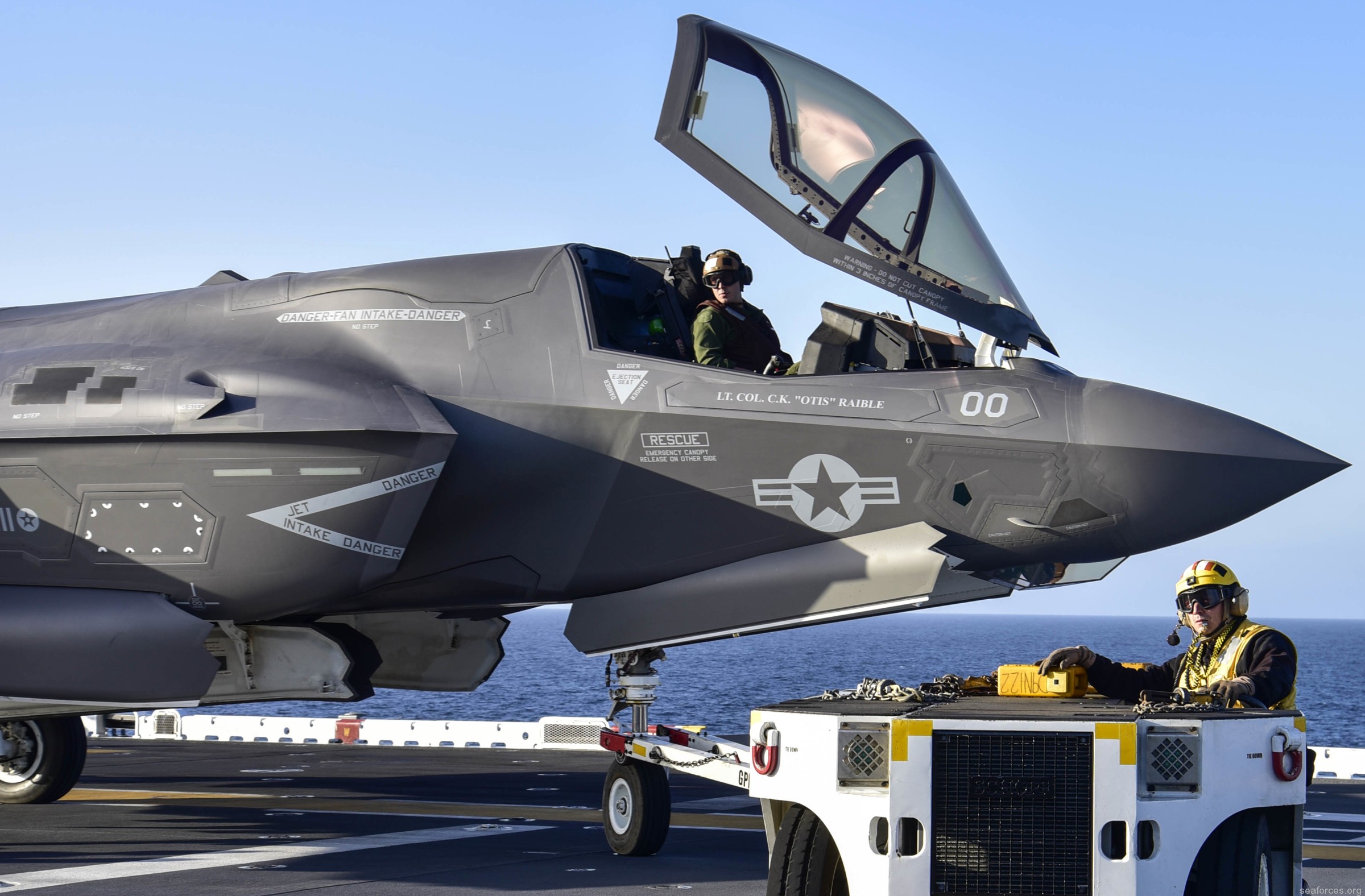 vmfa-211 avengers f-35b lightning ii jsf marine fighter attack squadron 43