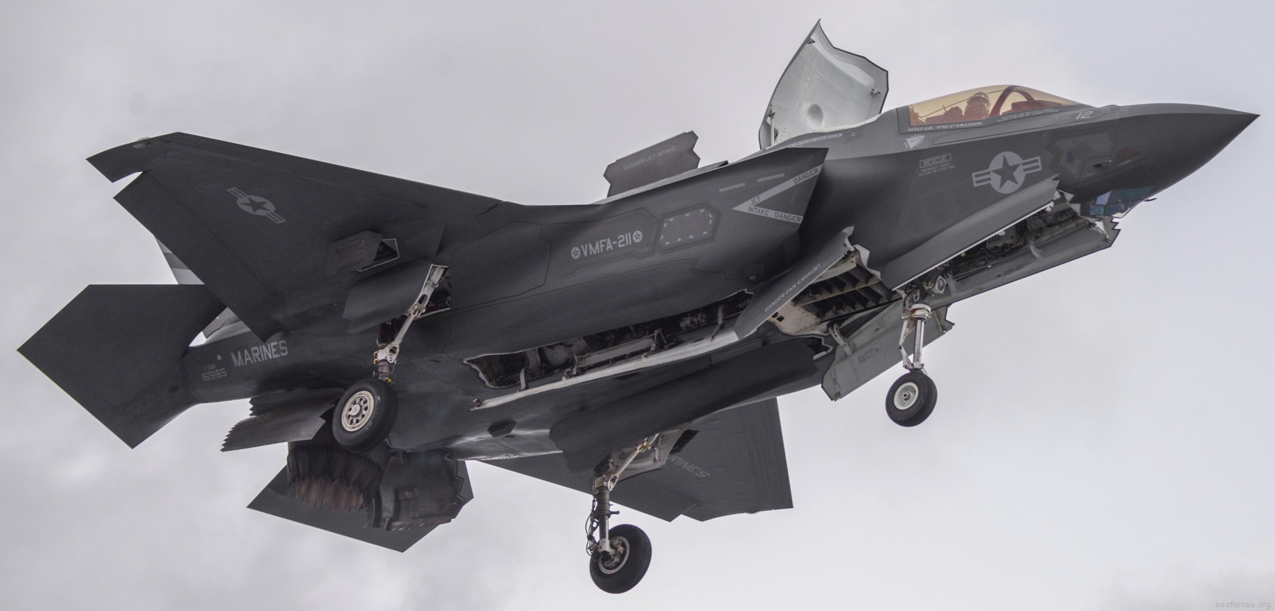 vmfa-211 avengers f-35b lightning ii jsf marine fighter attack squadron 59