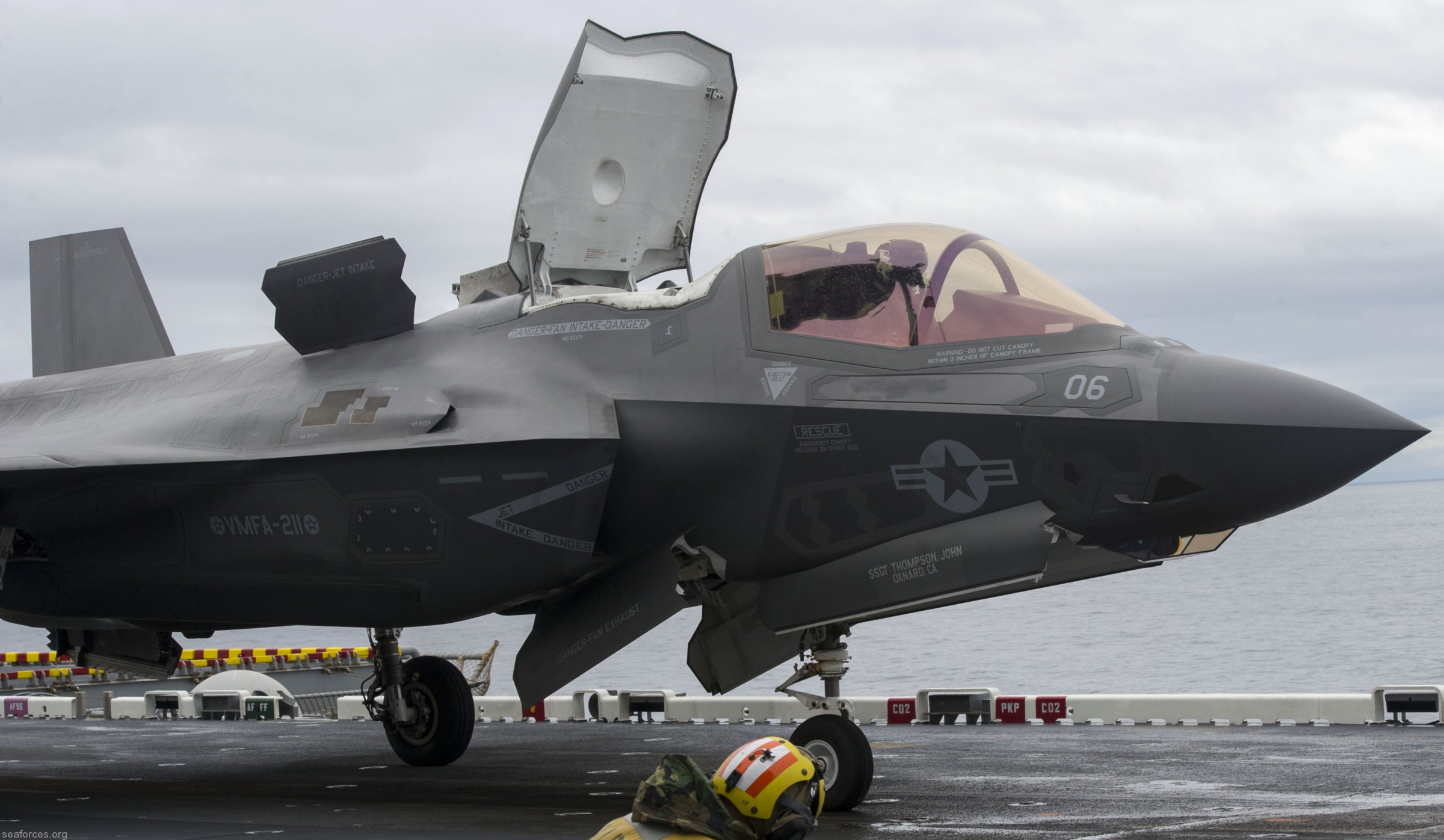 vmfa-211 avengers f-35b lightning ii jsf marine fighter attack squadron 66