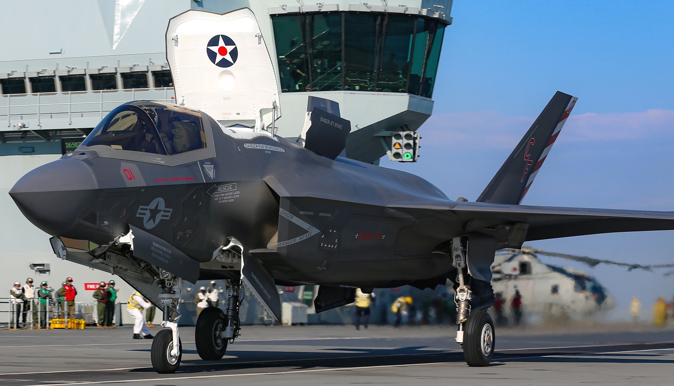 vmfa-211 wake island avengers f-35b lightning ii jsf marine fighter attack squadron 163 hms queen elizabeth