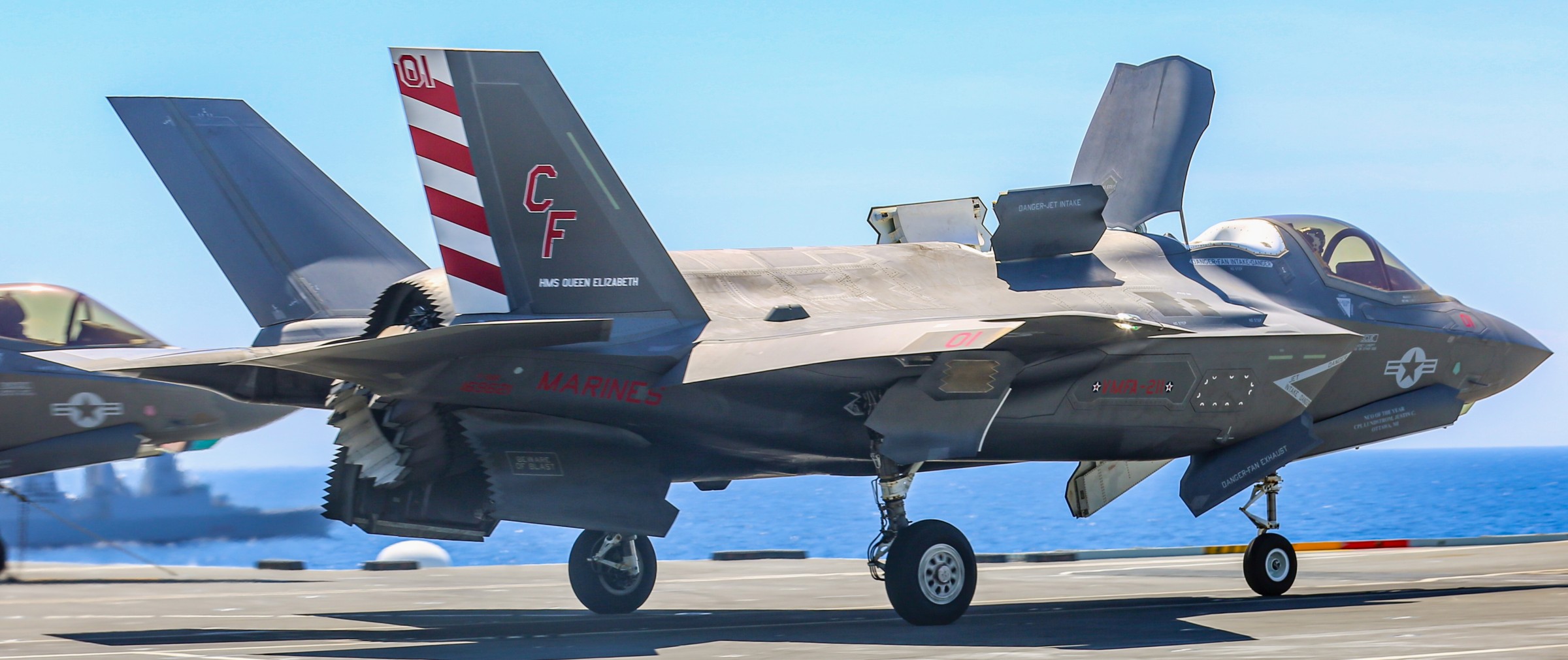 vmfa-211 wake island avengers f-35b lightning ii jsf marine fighter attack squadron 171