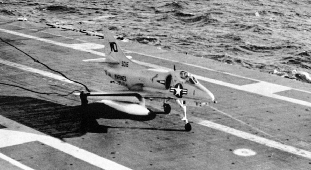 vma-212 lancers marine attack squadron usmc a4d-2 skyhawk cvsg-57 uss hornet cvs-12 03