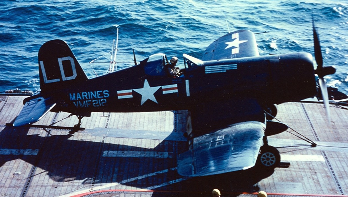 vmf-212 marine fighter squadron usmc f4u-4 corsair uss badoeng strait cve-116