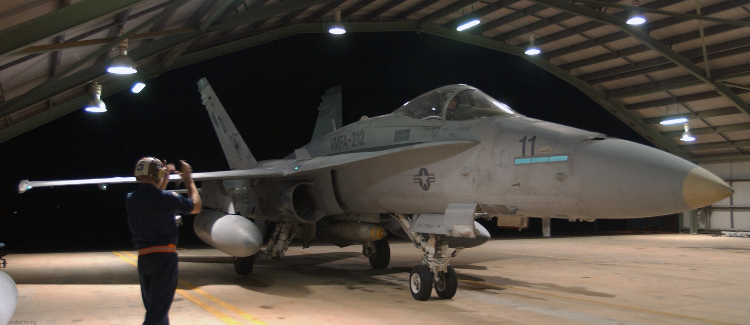 vmfa-212 lancers marine fighter attack squadron usmc strike f/a-18c hornet 07 raaf base darwin australia