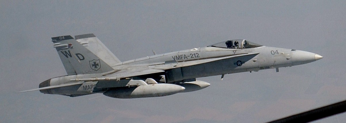 vmfa-212 lancers marine fighter attack squadron usmc strike f/a-18c hornet 11