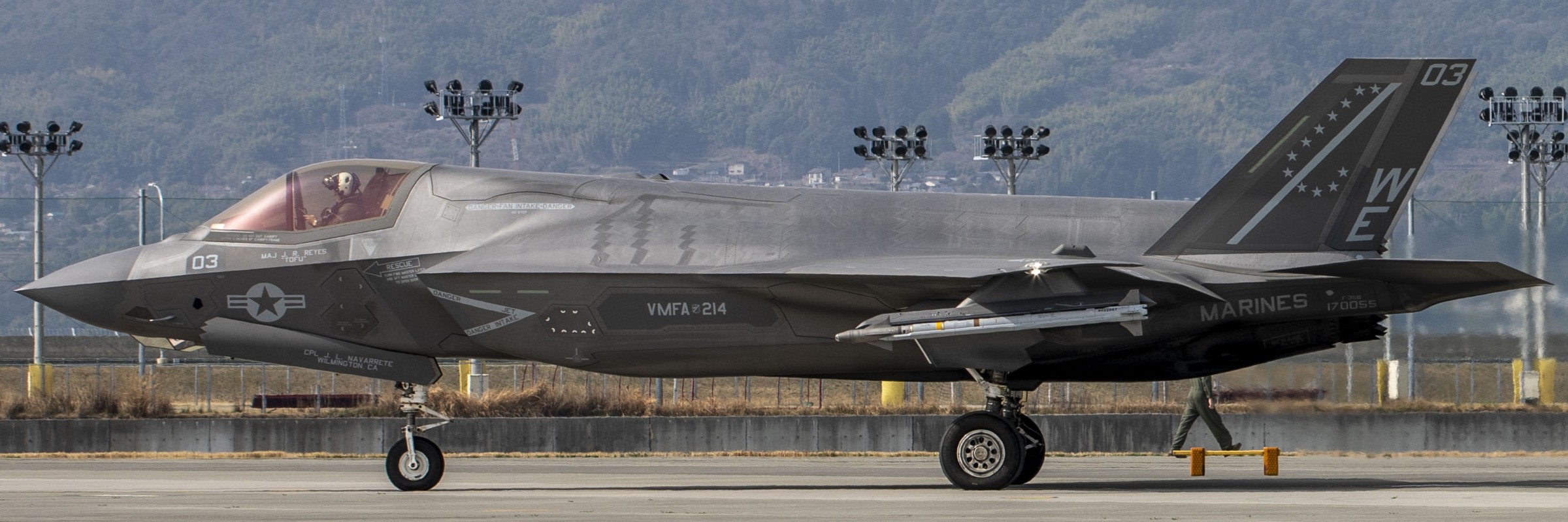 vmfa-214 black sheep marine fighter attack squadron f-35b lightning ii mcas iwakuni japan 32