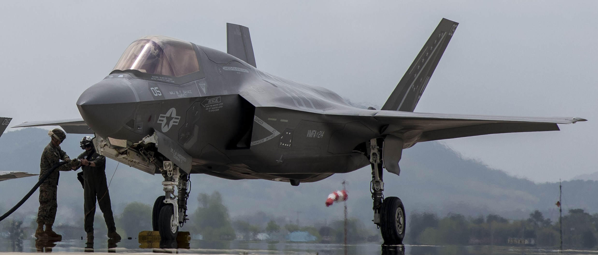vmfa-214 black sheep marine fighter attack squadron f-35b lightning ii gwangju air base korea 40