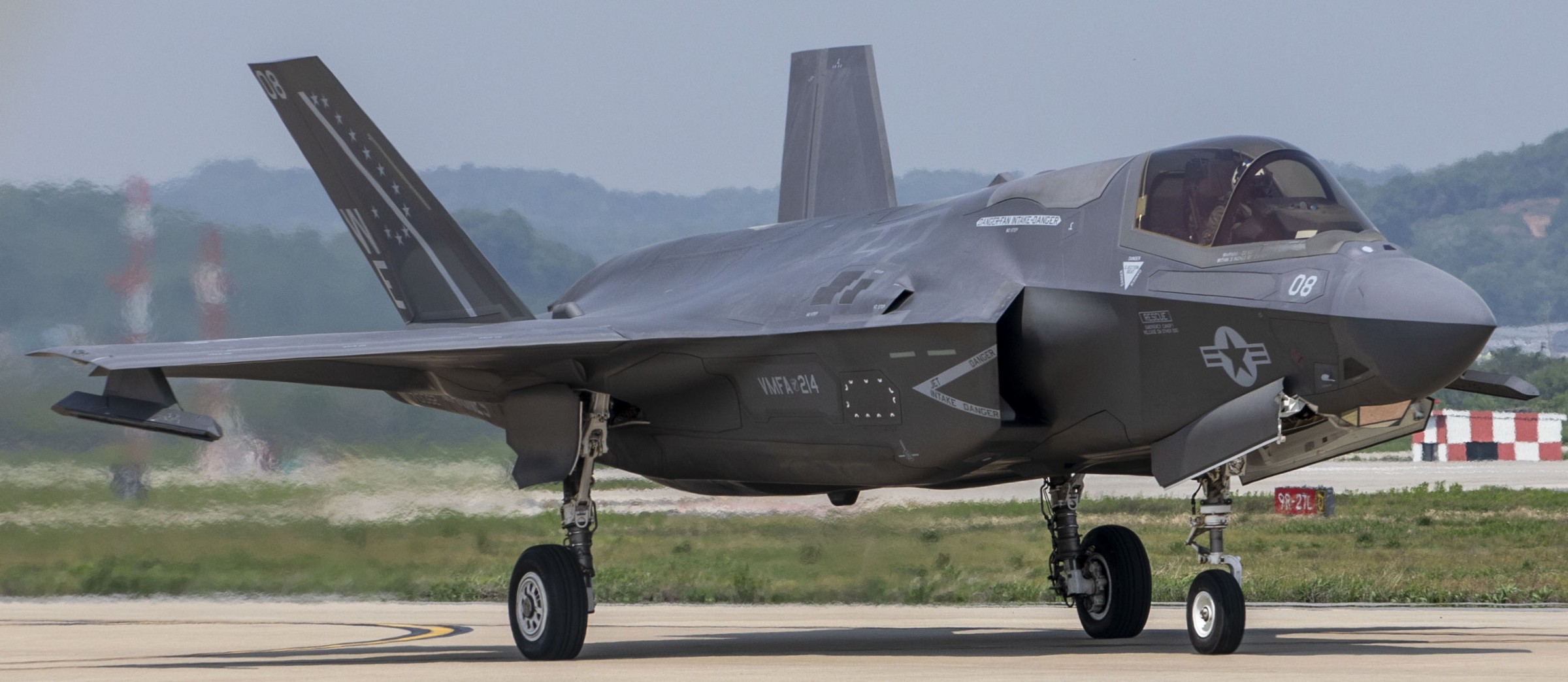 vmfa-214 black sheep marine fighter attack squadron f-35b lightning ii osan air base korea 2025 51