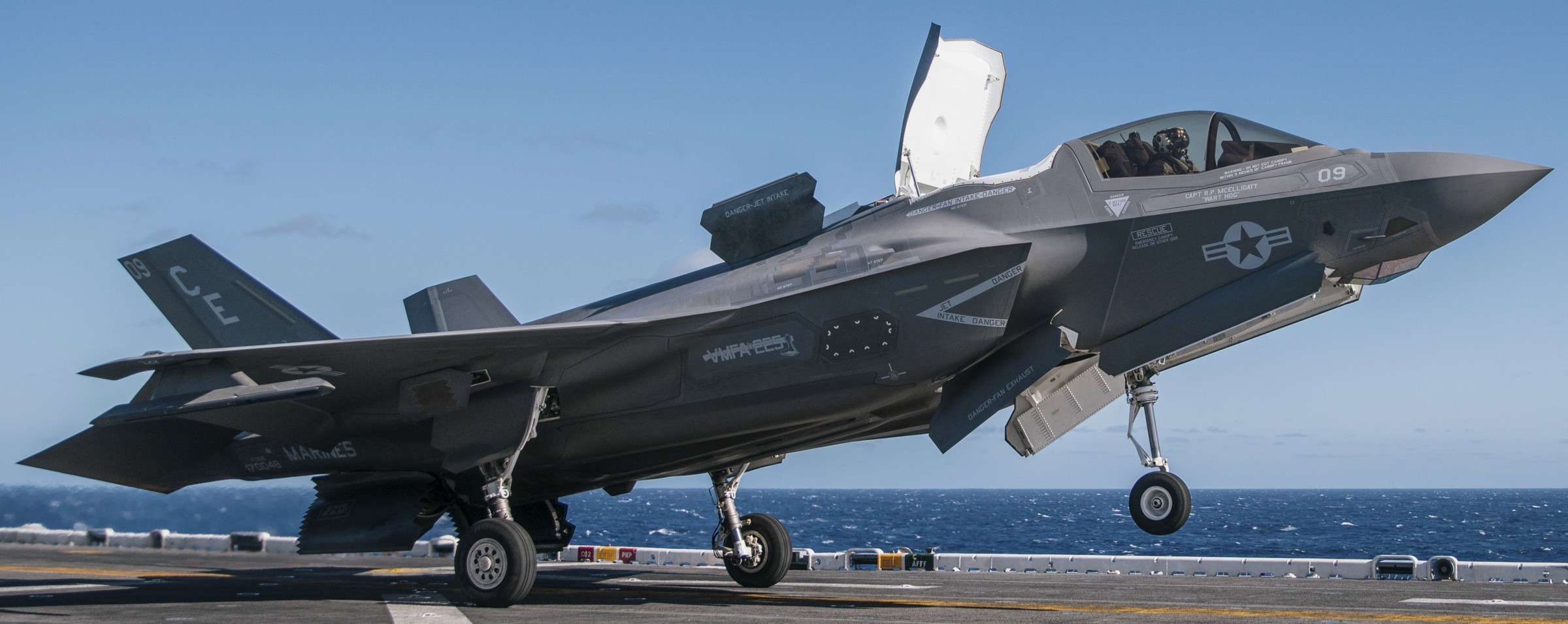 vmfa-225 vikings marine fighter attack squadron f-35b lightning lhd-4 uss boxer 2024 42