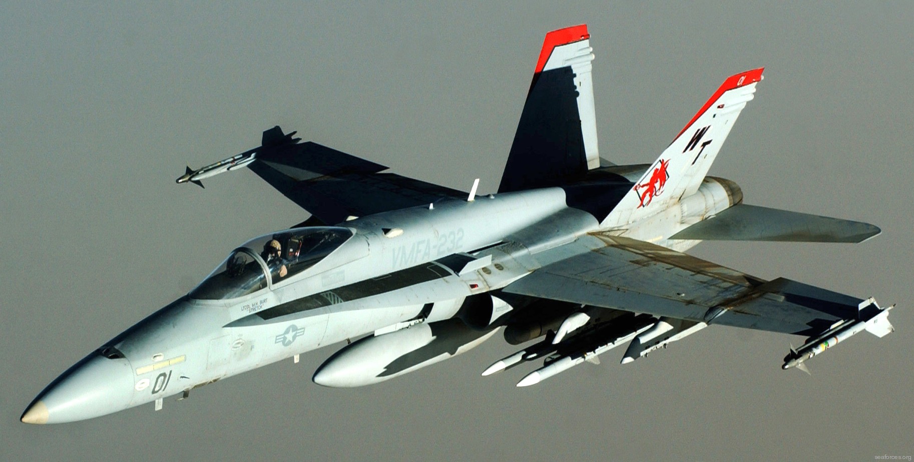 vmfa-232 red devils marine fighter attack squadron usmc f/a-18c hornet 28 operation iraqi freedom 2003