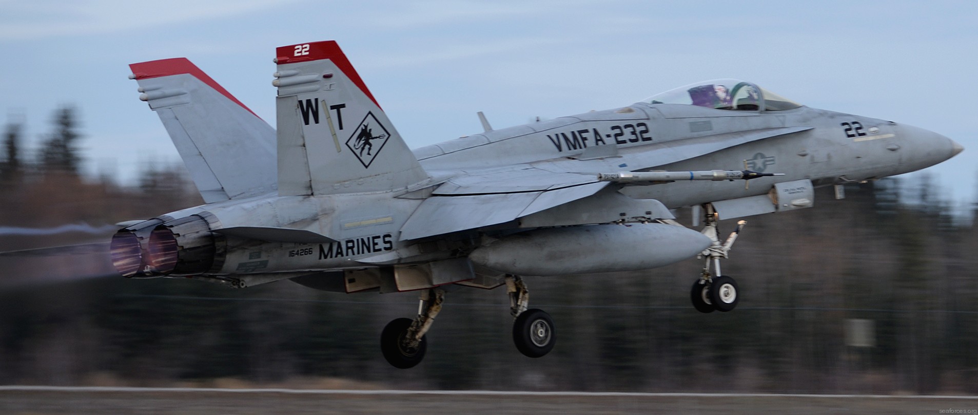 vmfa-232 red devils marine fighter attack squadron usmc f/a-18c hornet 116