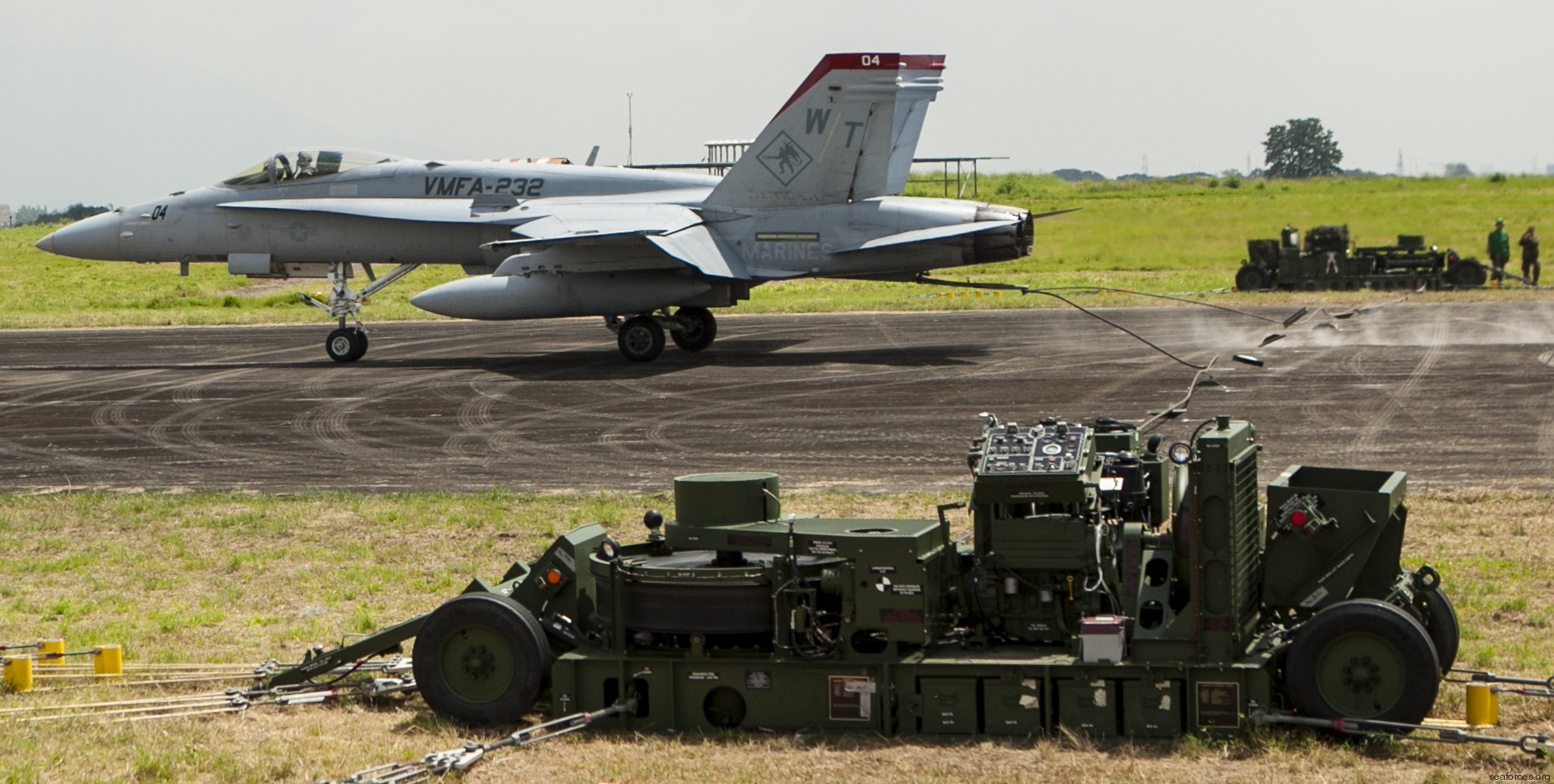 vmfa-232 red devils marine fighter attack squadron usmc f/a-18c hornet 141 clark air field philippines