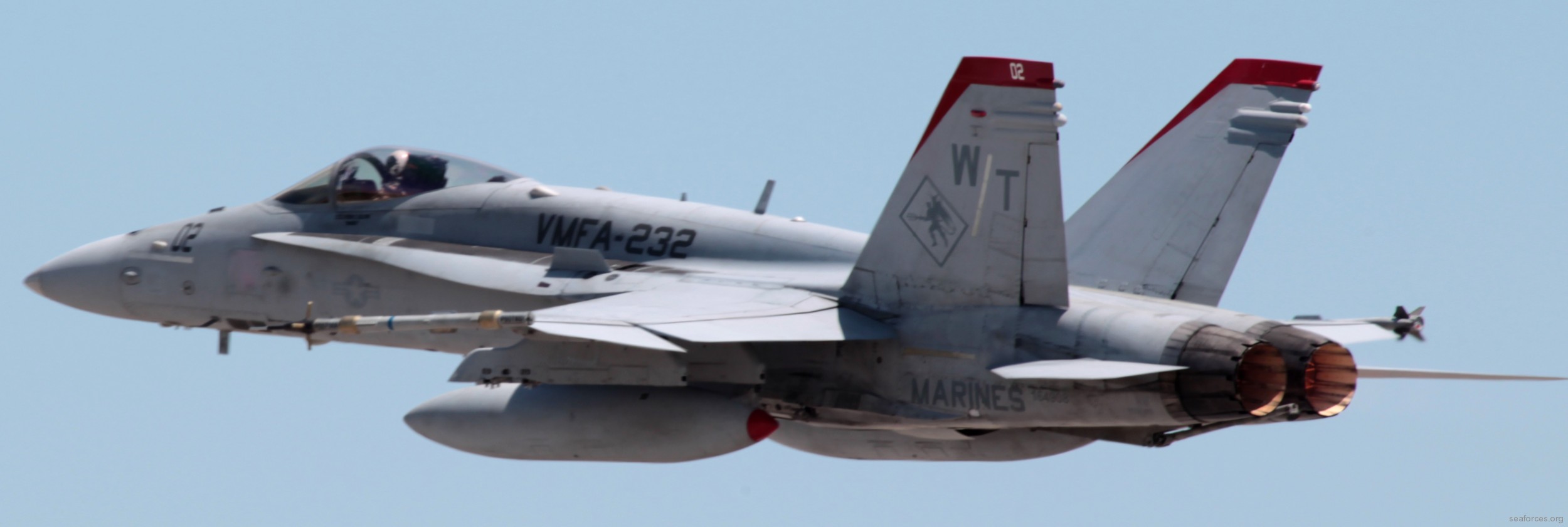 vmfa-232 red devils marine fighter attack squadron usmc f/a-18c hornet 151