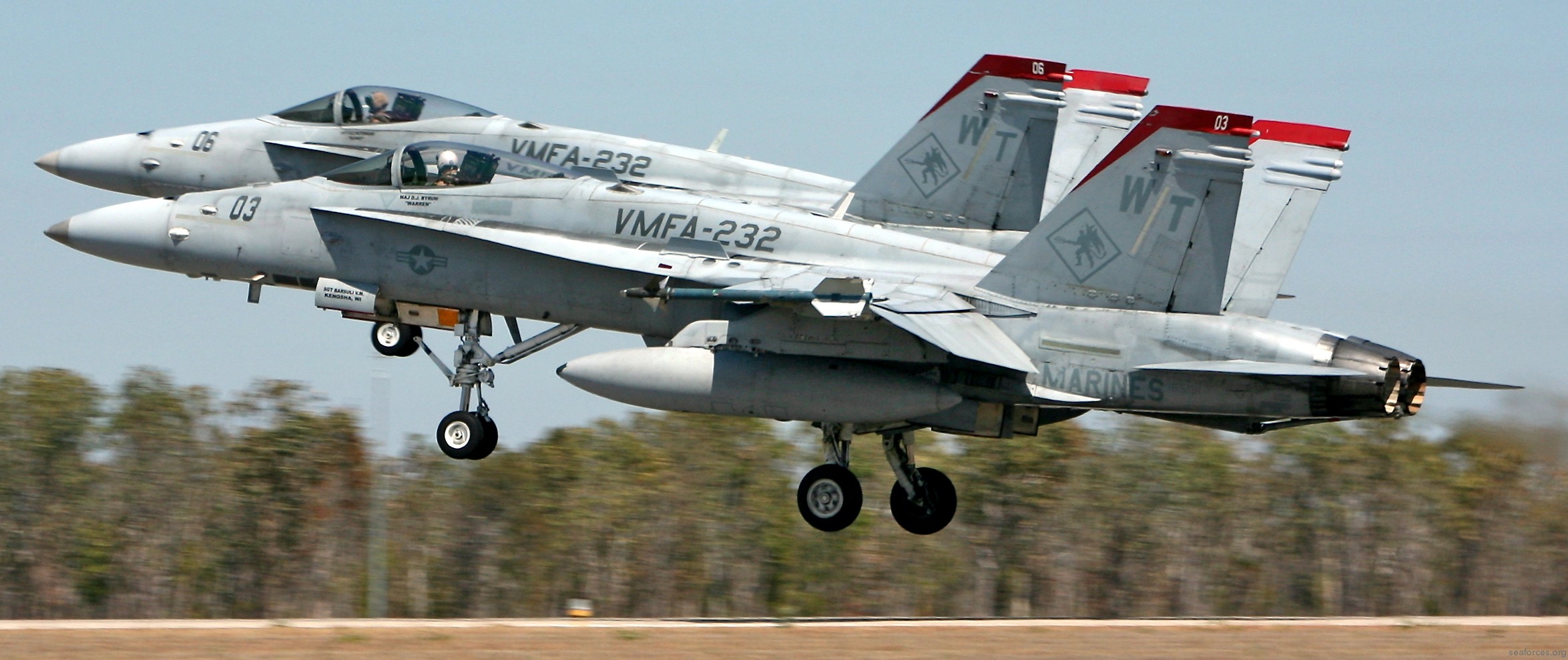 vmfa-232 red devils marine fighter attack squadron usmc f/a-18c hornet 168 tindal air base australia