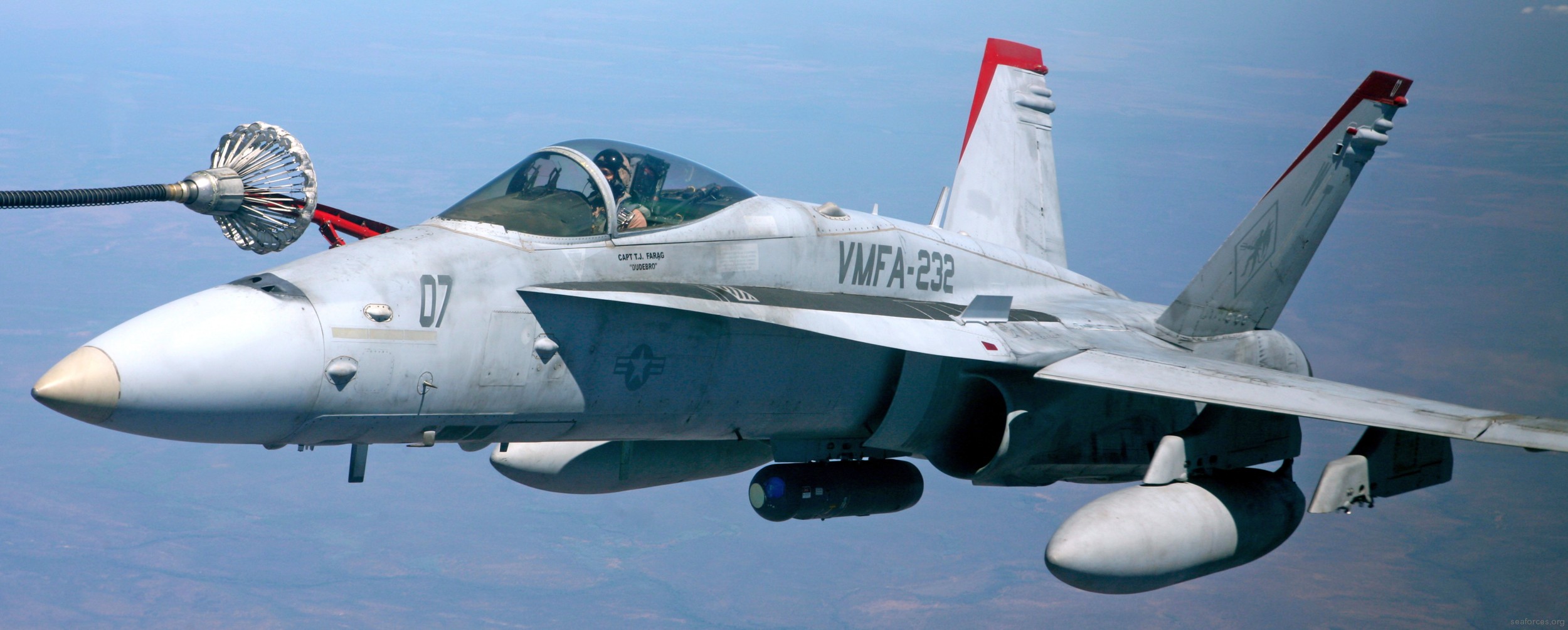 vmfa-232 red devils marine fighter attack squadron usmc f/a-18c hornet 172