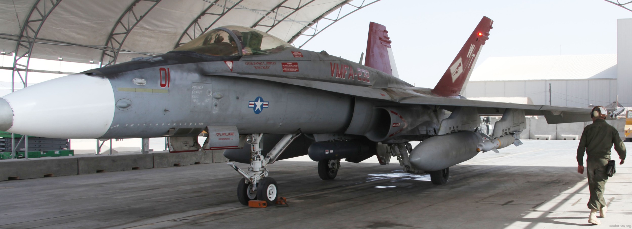 vmfa-232 red devils marine fighter attack squadron usmc f/a-18c hornet 180 kandahar afghanistan