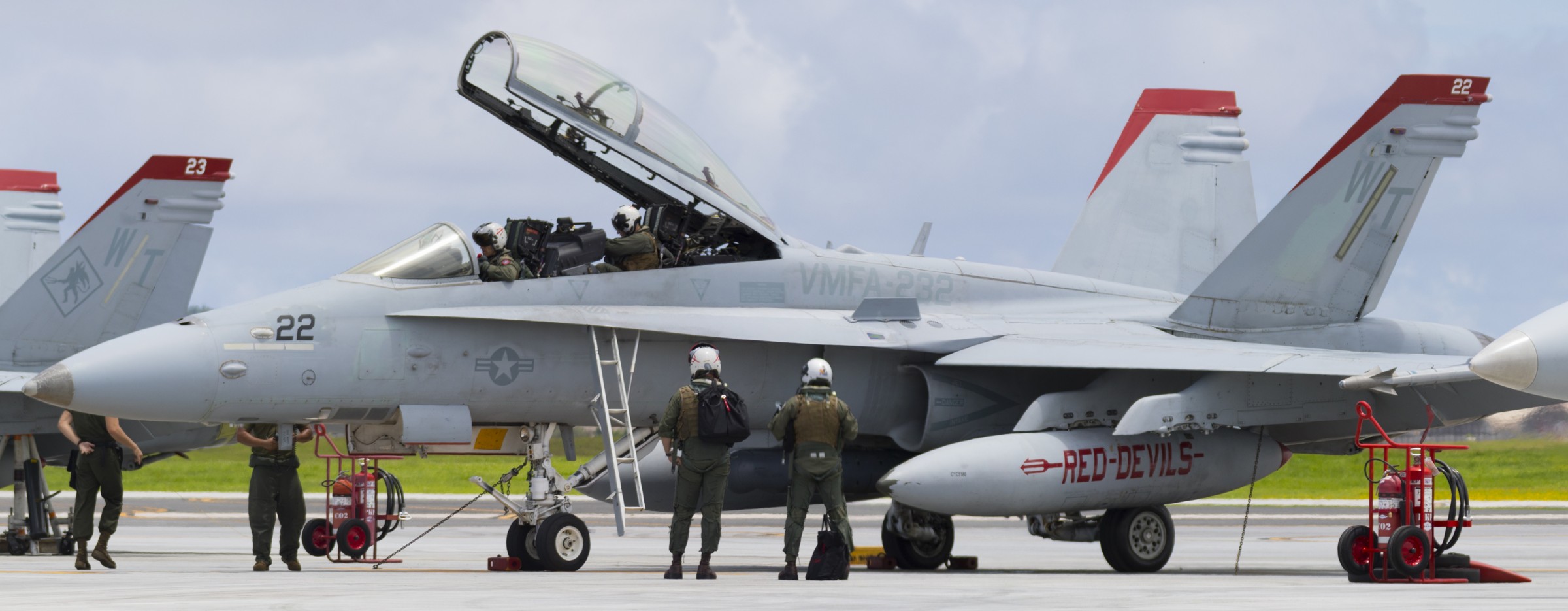 vmfa-232 red devils marine fighter attack squadron usmc f/a-18d hornet 219 andersen afb guam