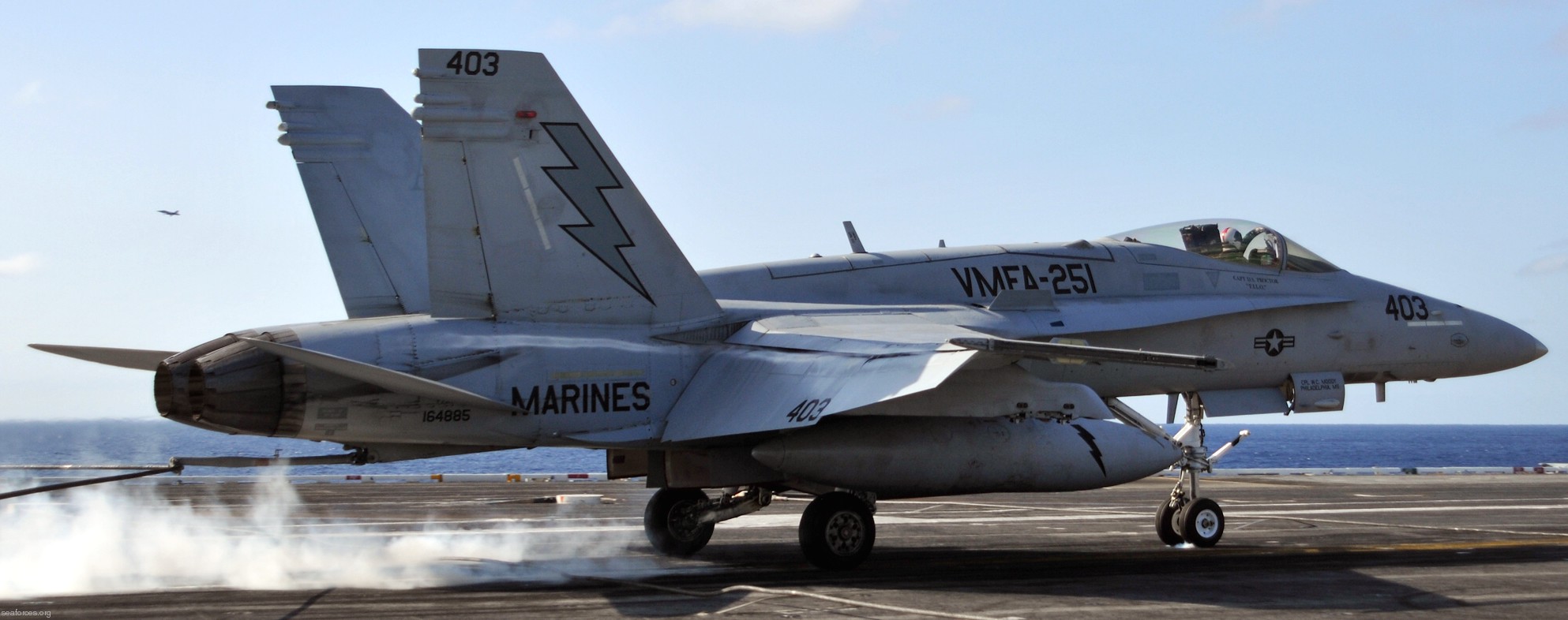vmfa-251 thunderbolts marine fighter attack squadron f/a-18c hornet cvw-1 uss enterprise cvn-65 41
